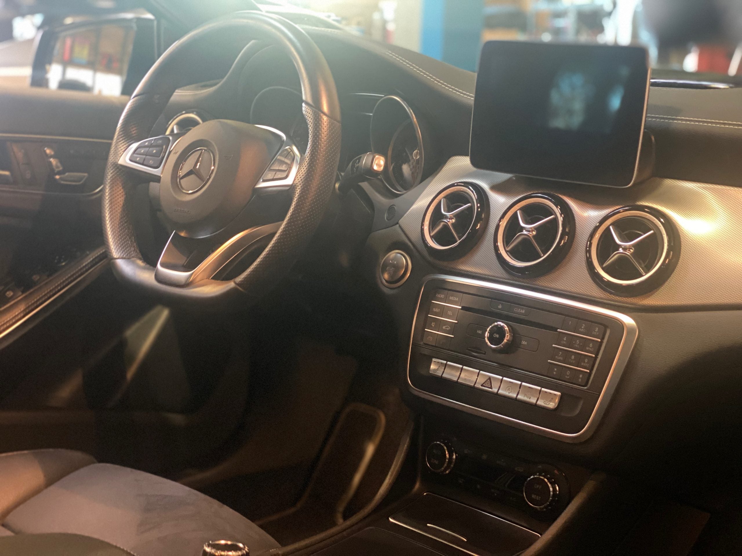 Mercedes A160 BVA WhiteArt Edition