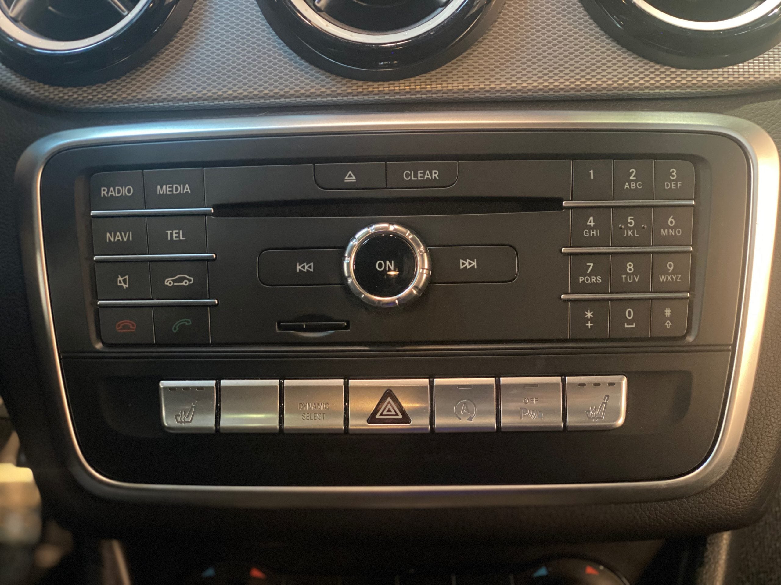 Mercedes A160 BVA WhiteArt Edition