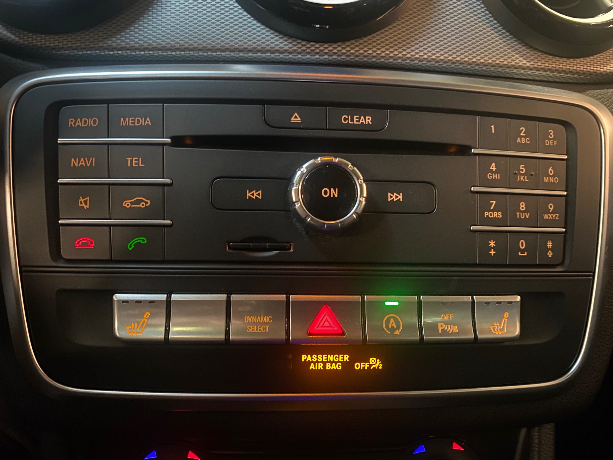Mercedes A160 BVA WhiteArt Edition