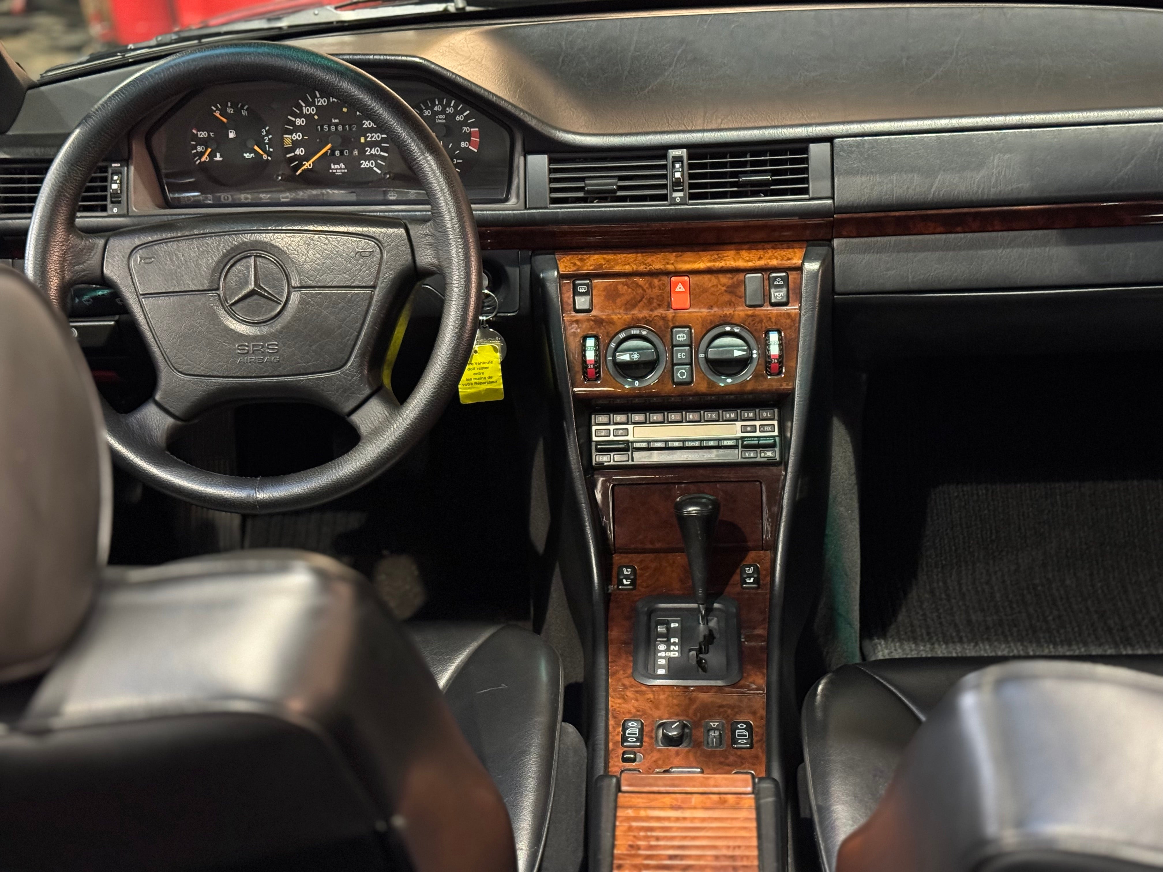 Mercedes 300CE-24 Cabriolet BVA
