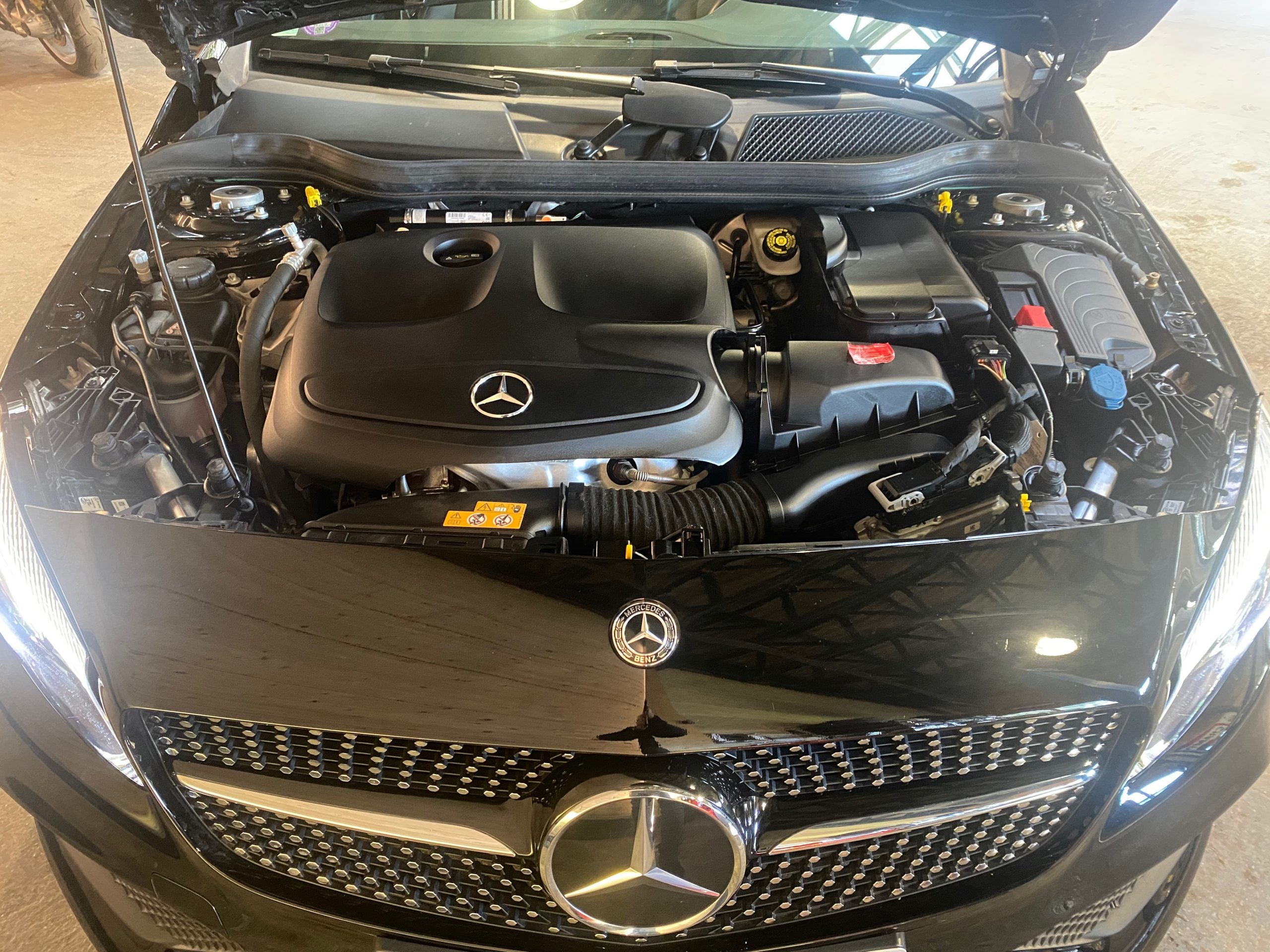 Mercedes A160 BVA WhiteArt Edition
