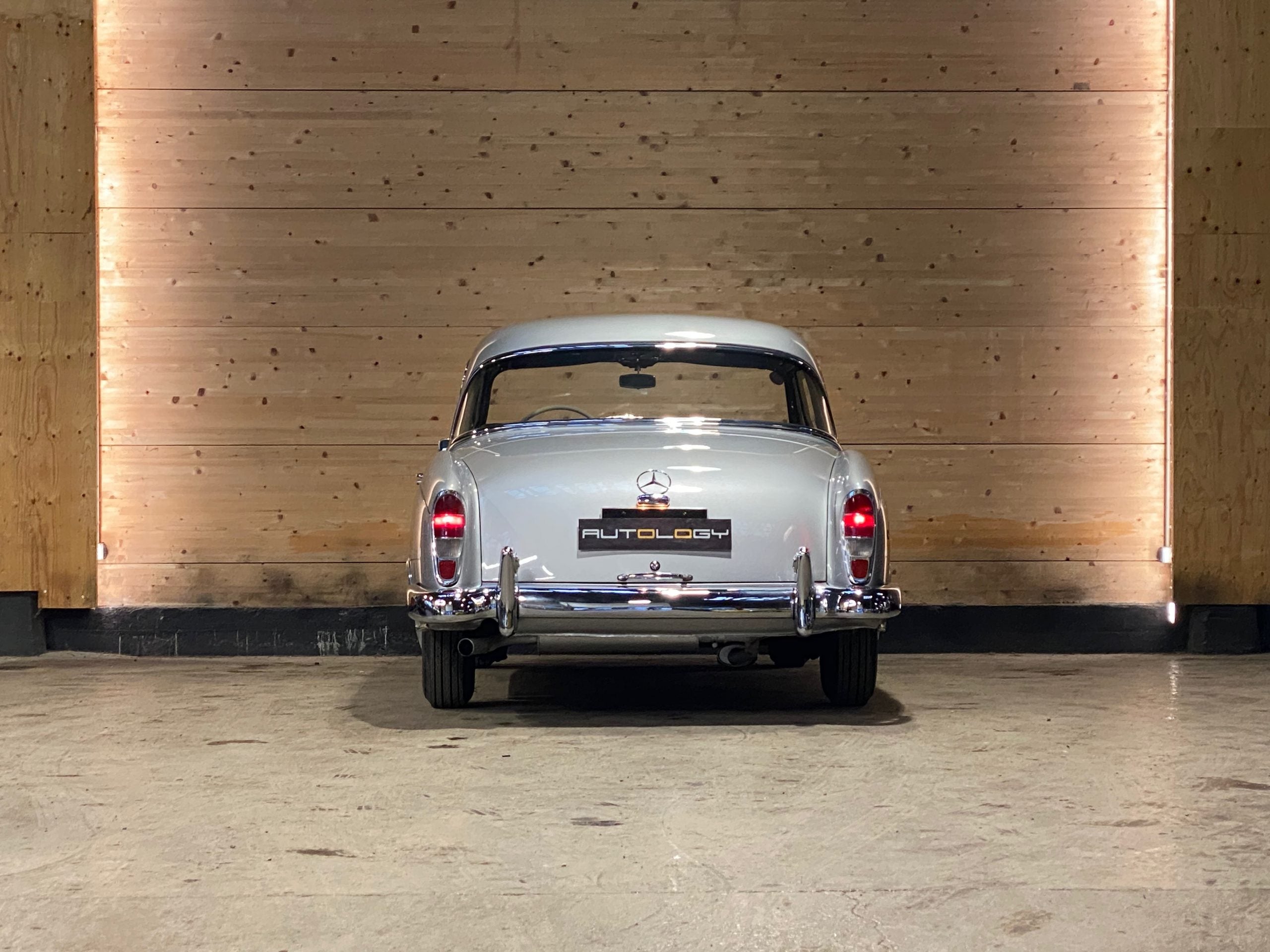 Mercedes 220S Coupé