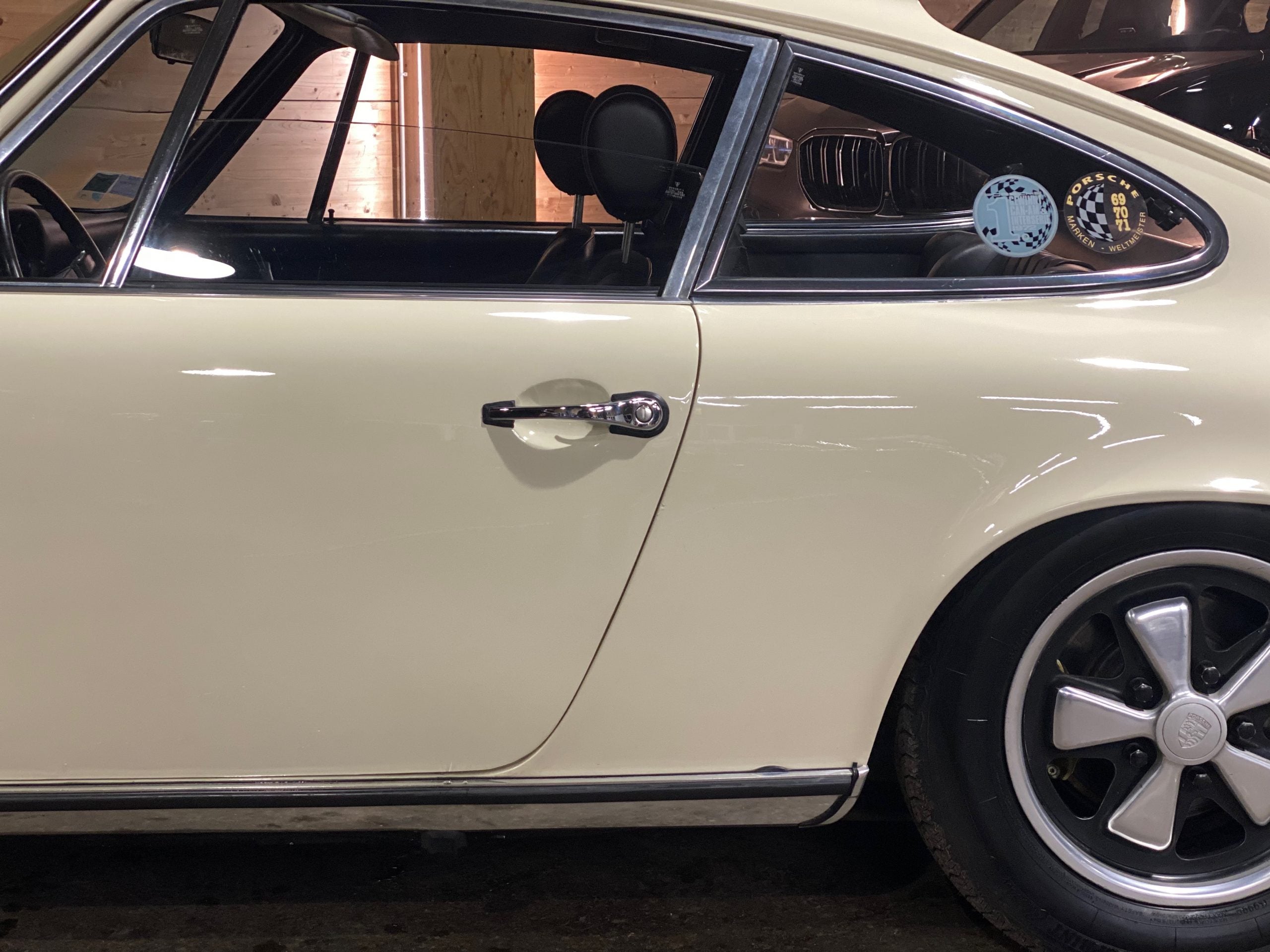 Porsche 911 2.4S