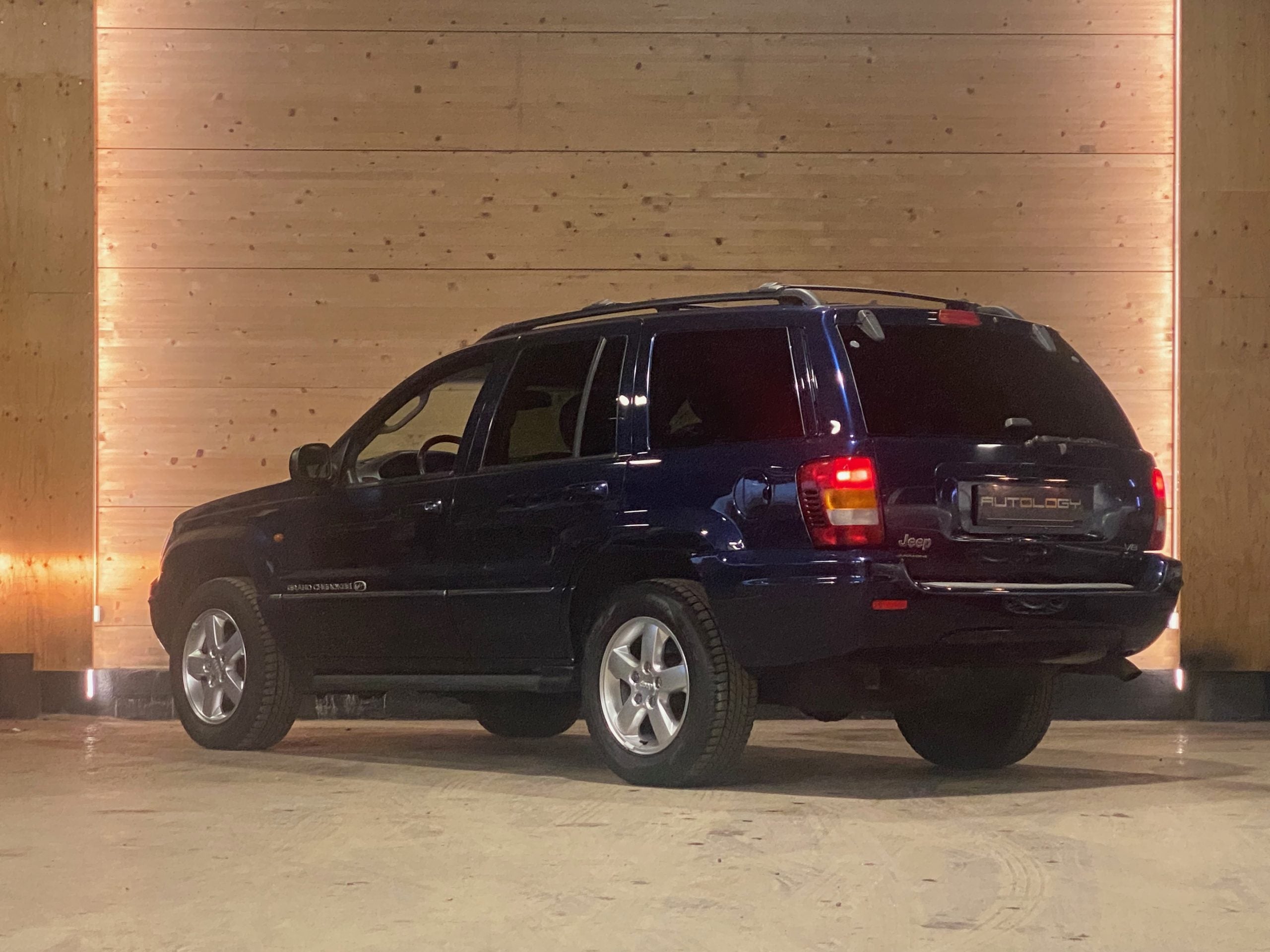 Jeep Grand Cherokee 4.7 Overland