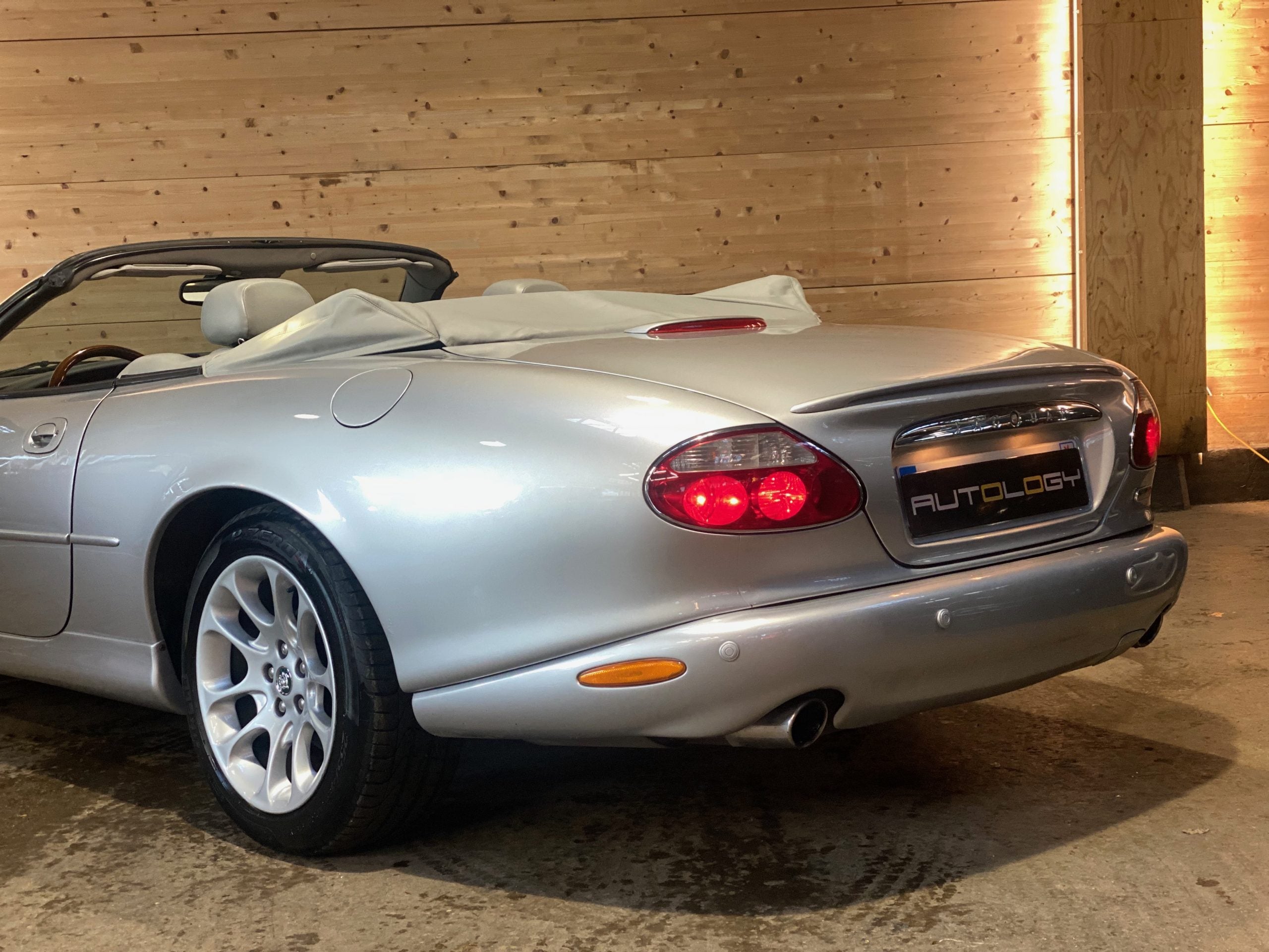 Jaguar XKR Cabriolet V8 4.0