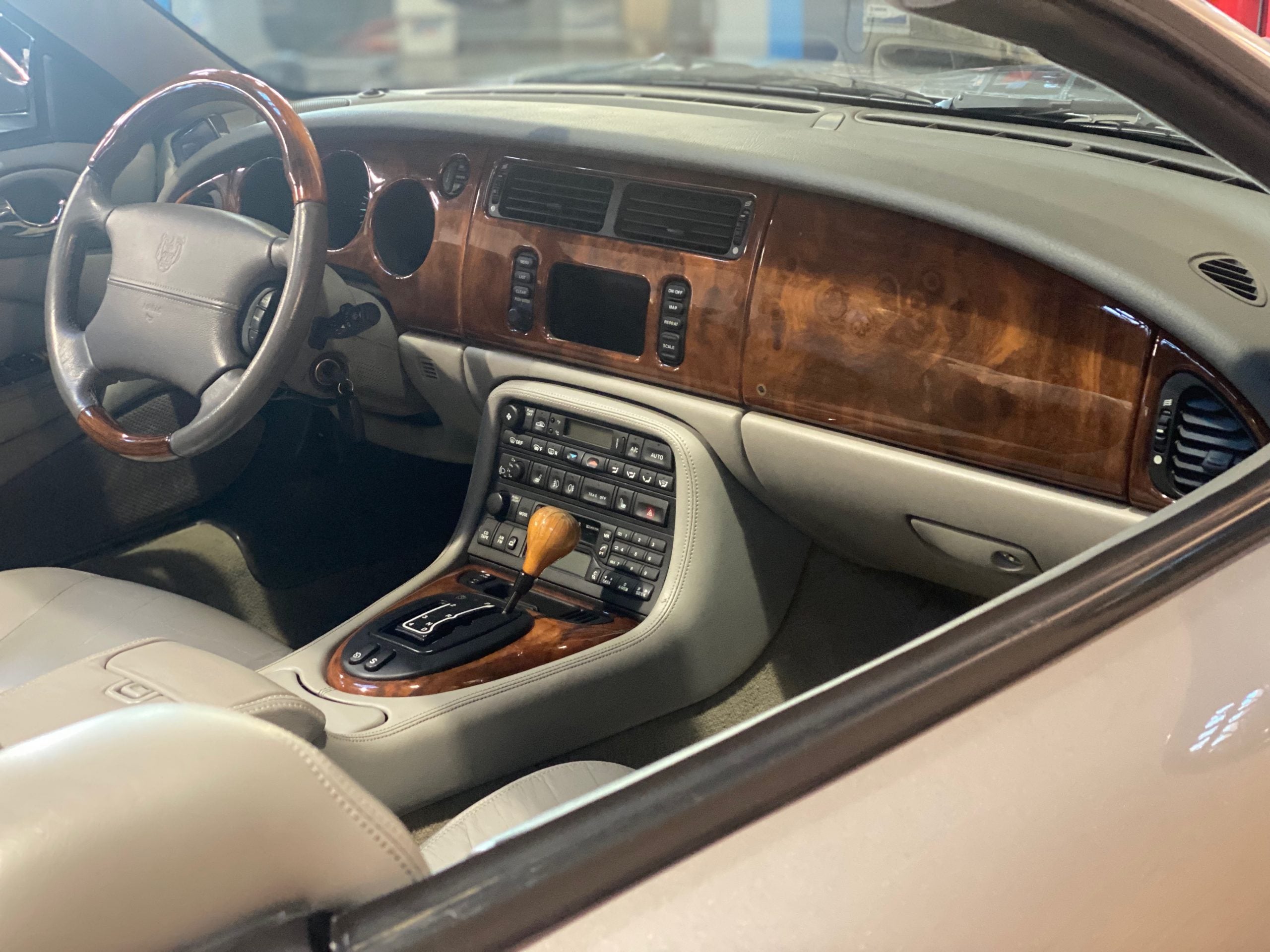 Jaguar XKR Cabriolet V8 4.0
