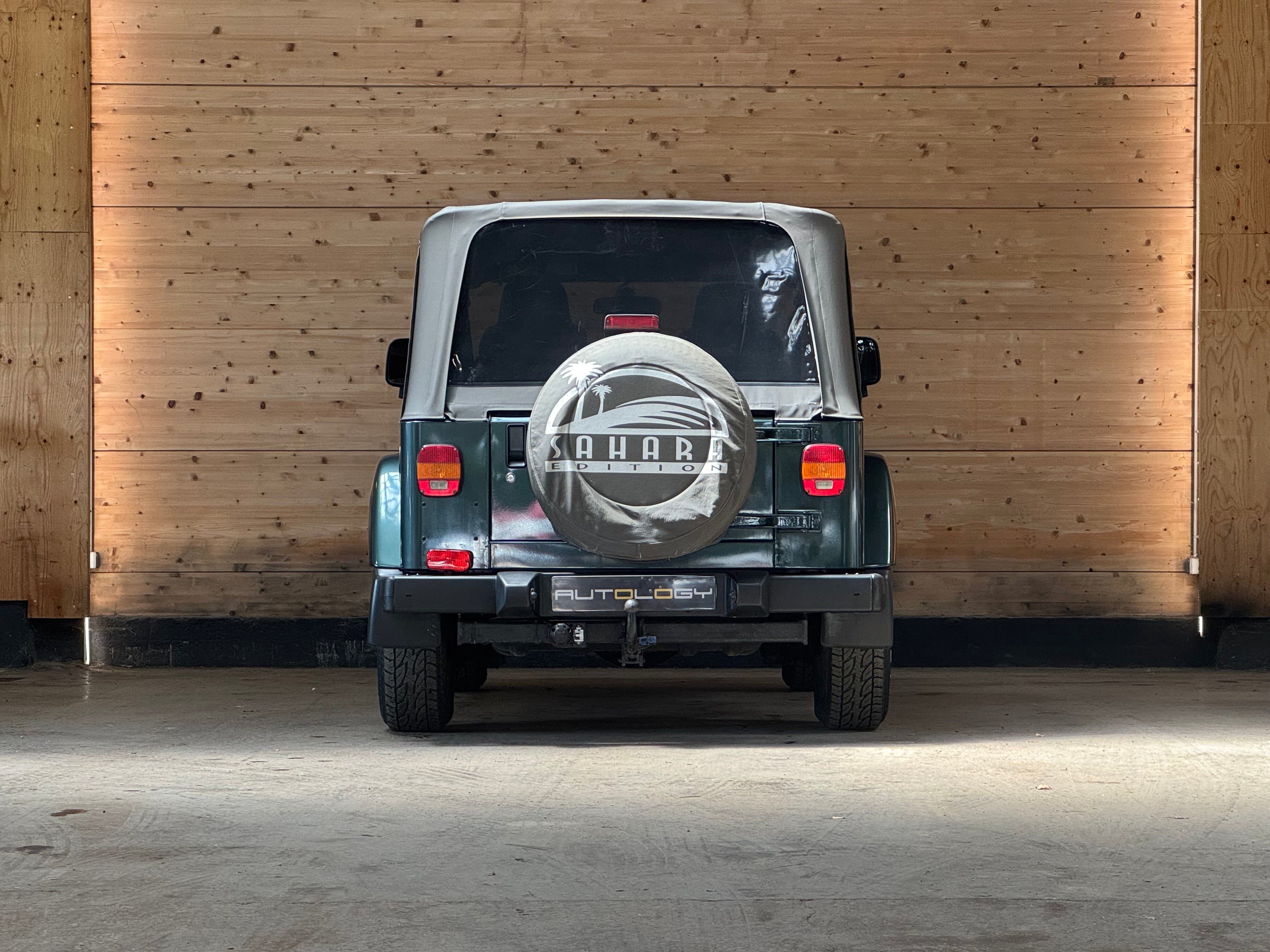Jeep Wrangler TJ 4.0 Sahara BVA