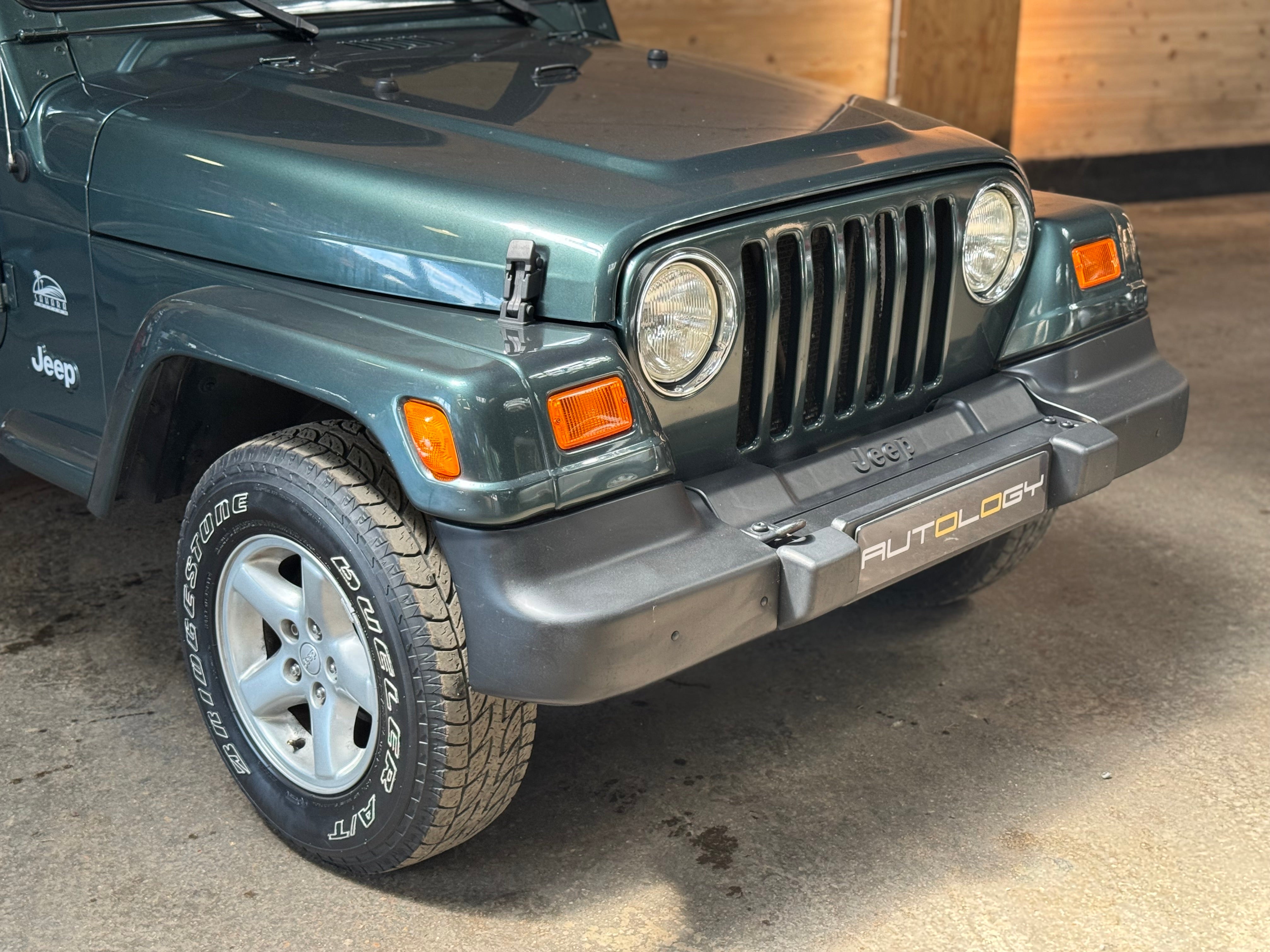 Jeep Wrangler TJ 4.0 Sahara BVA