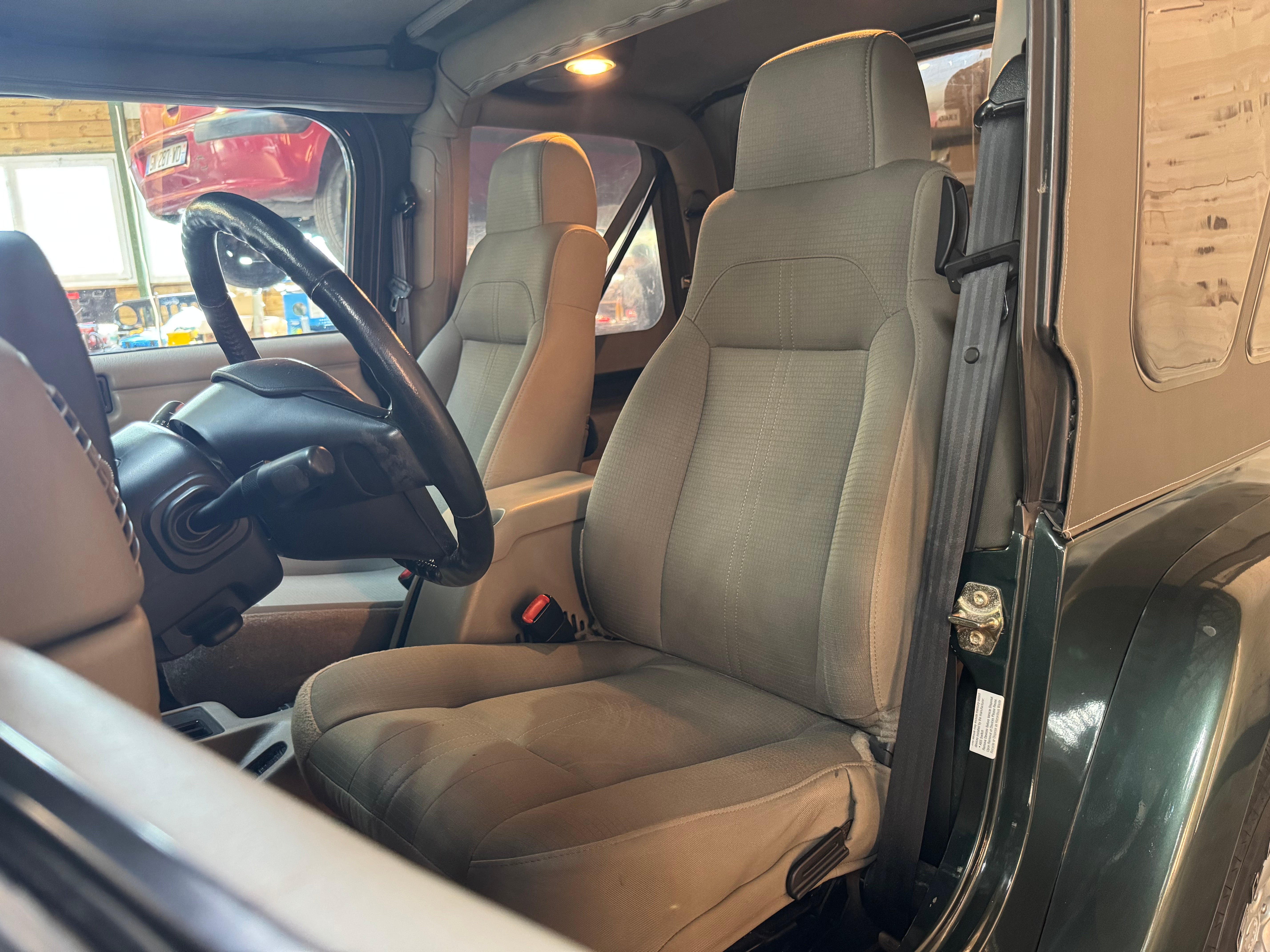 Jeep Wrangler TJ 4.0 Sahara BVA