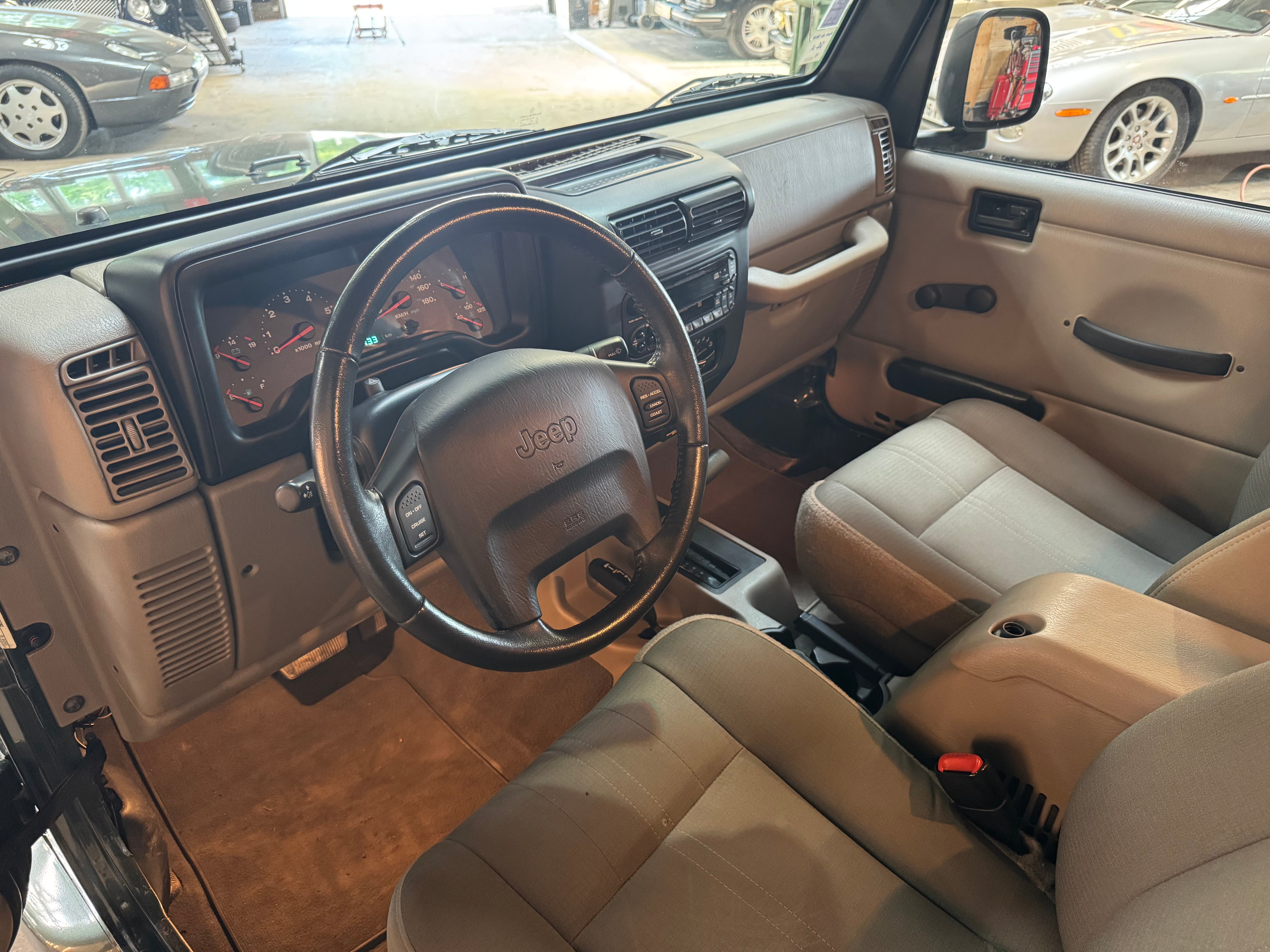 Jeep Wrangler TJ 4.0 Sahara BVA