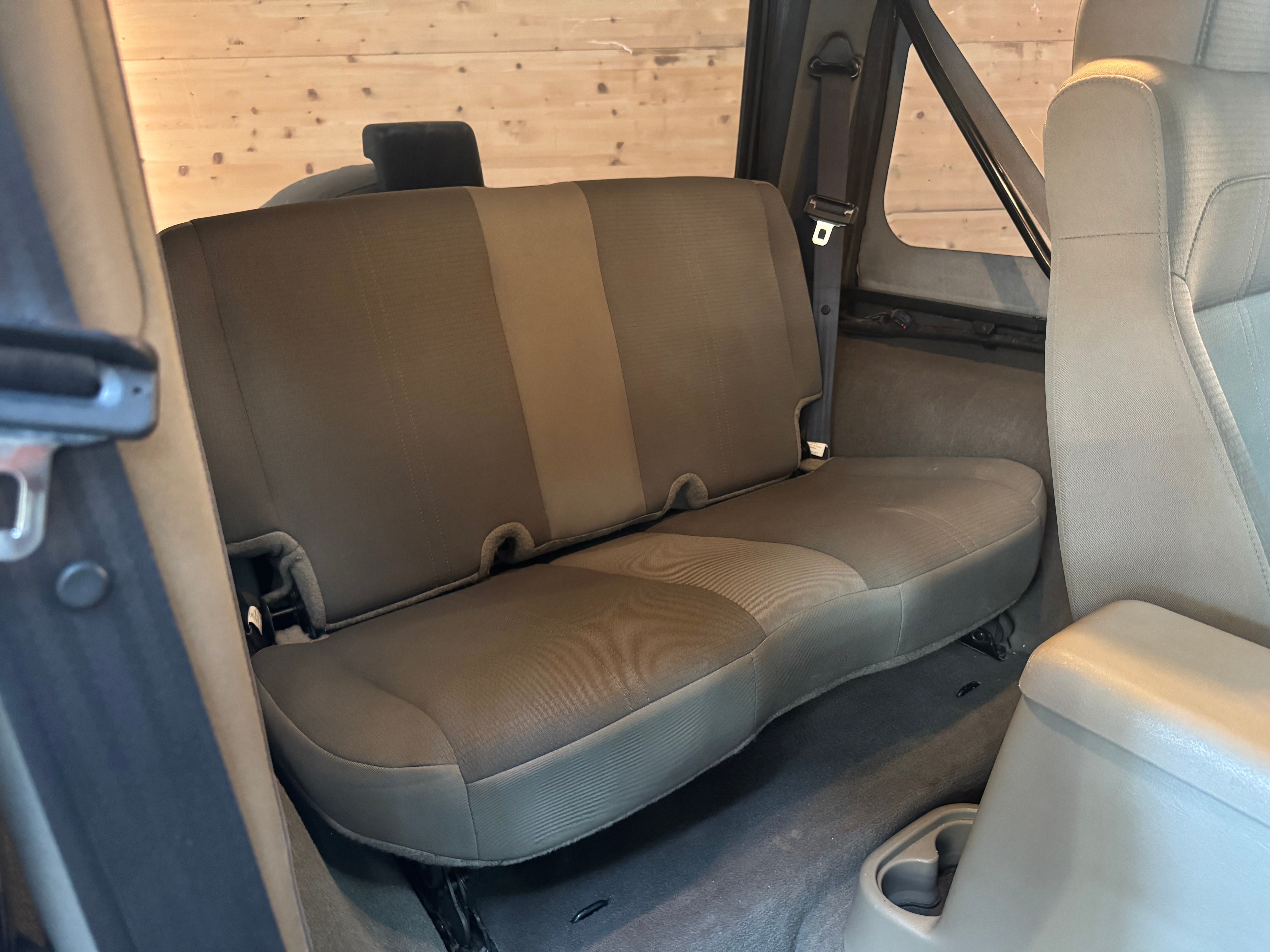 Jeep Wrangler TJ 4.0 Sahara BVA