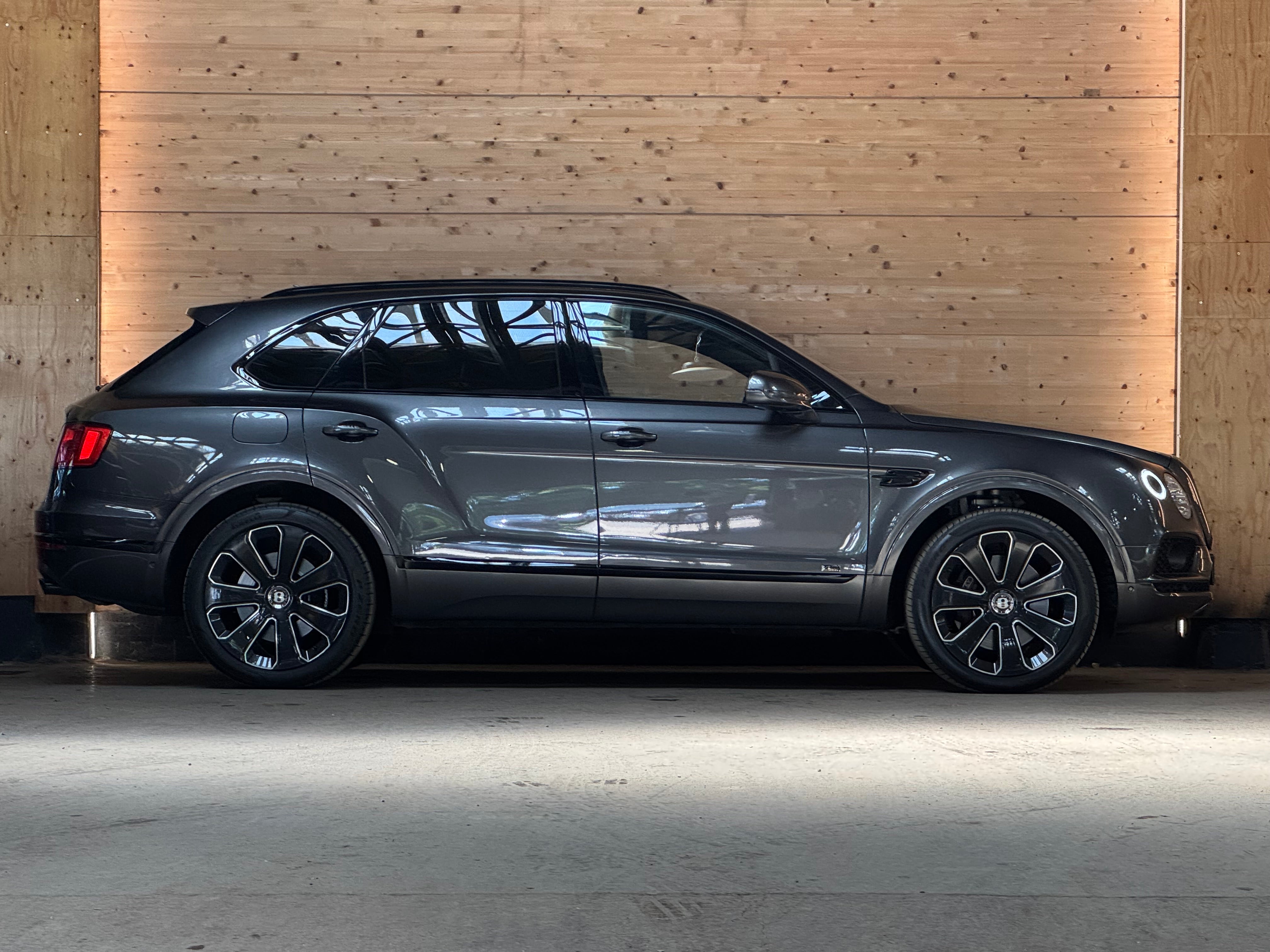 Bentley Bentayga V8 Design Series