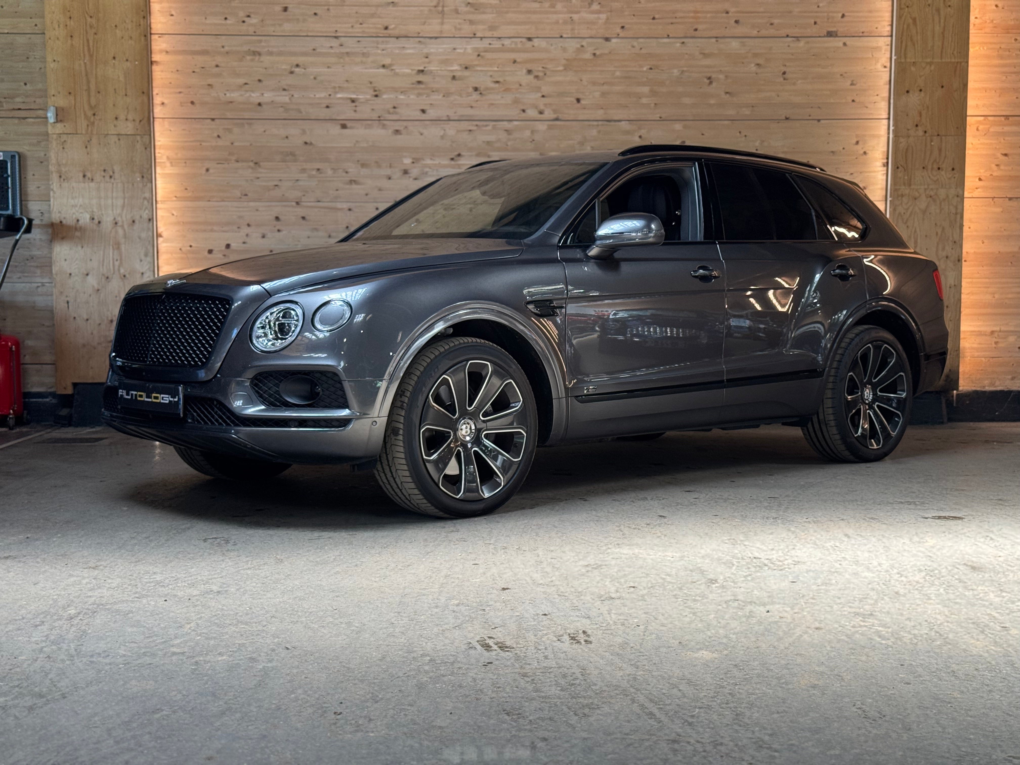 Bentley Bentayga V8 Design Series