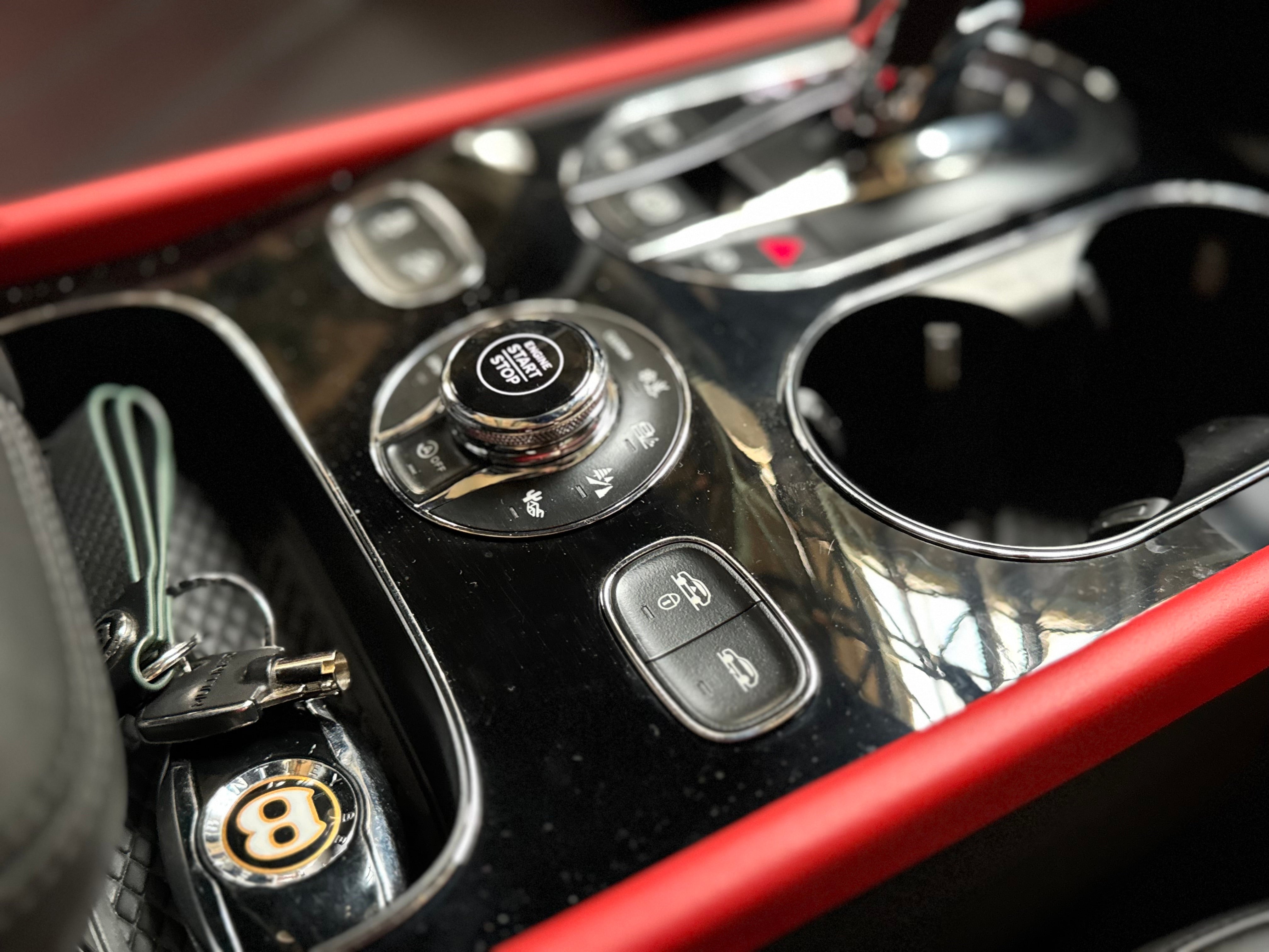 Bentley Bentayga V8 Design Series