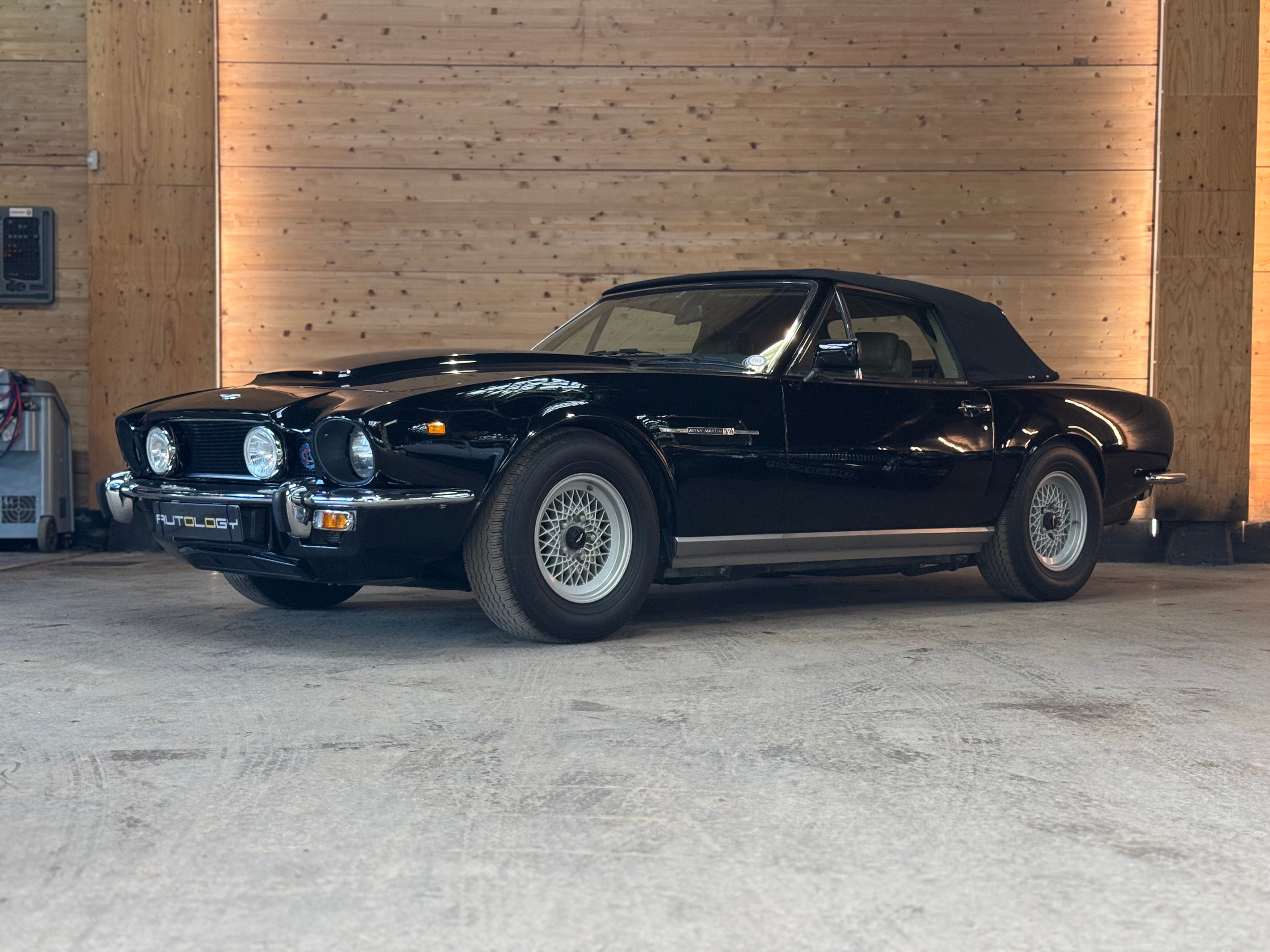 Aston Martin V8 Volante BVA