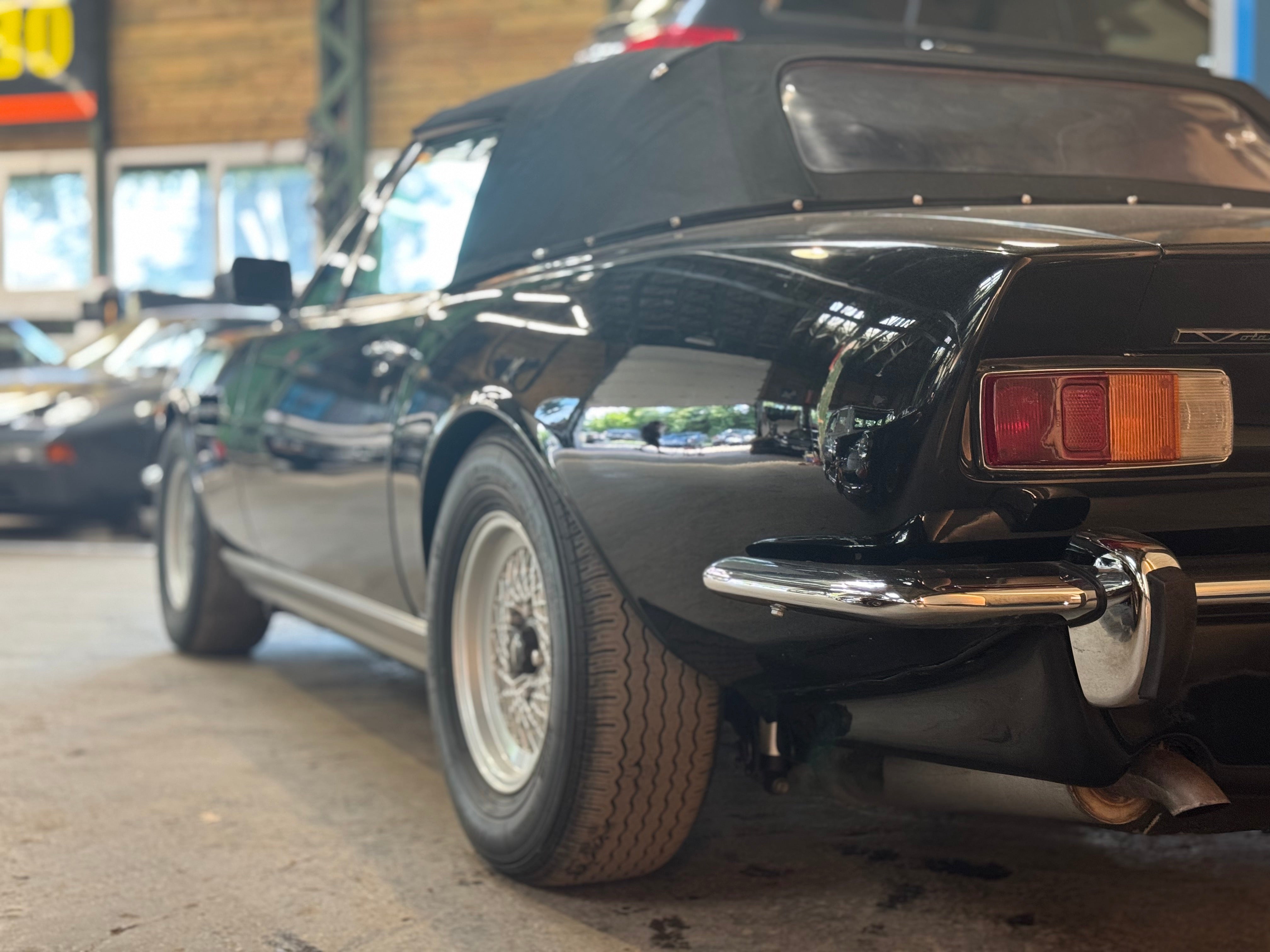 Aston Martin V8 Volante BVA