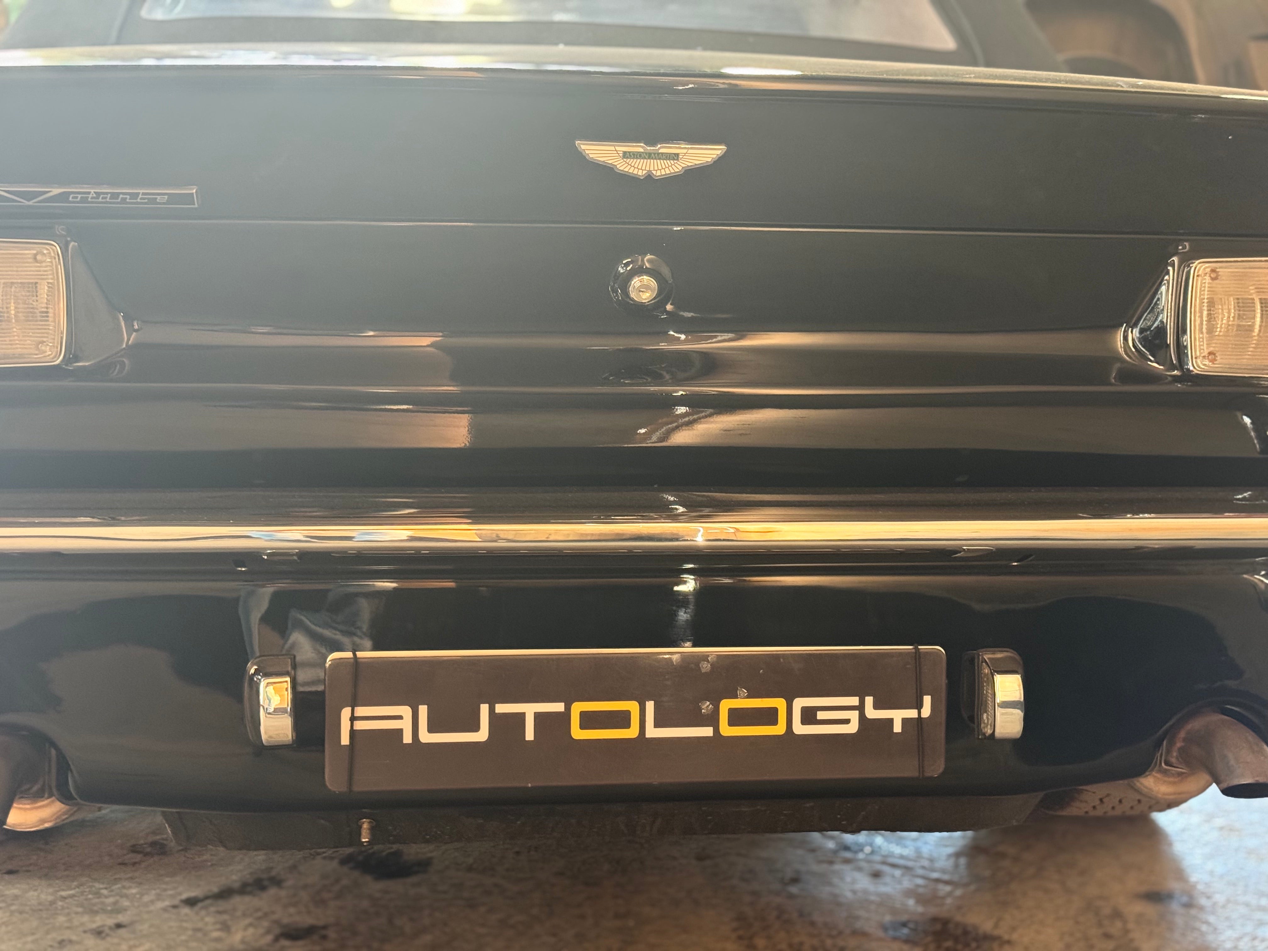 Aston Martin V8 Volante BVA