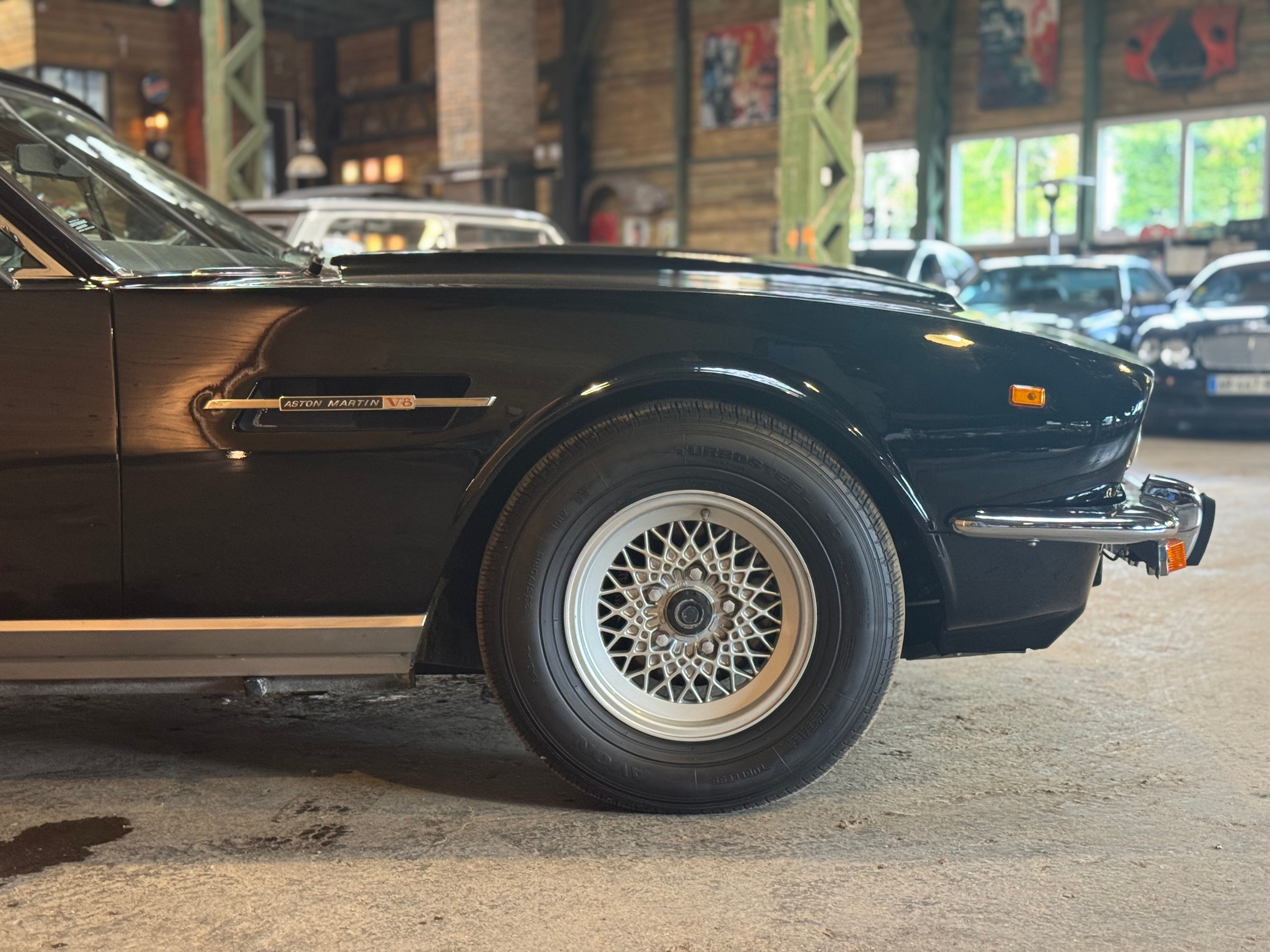 Aston Martin V8 Volante BVA