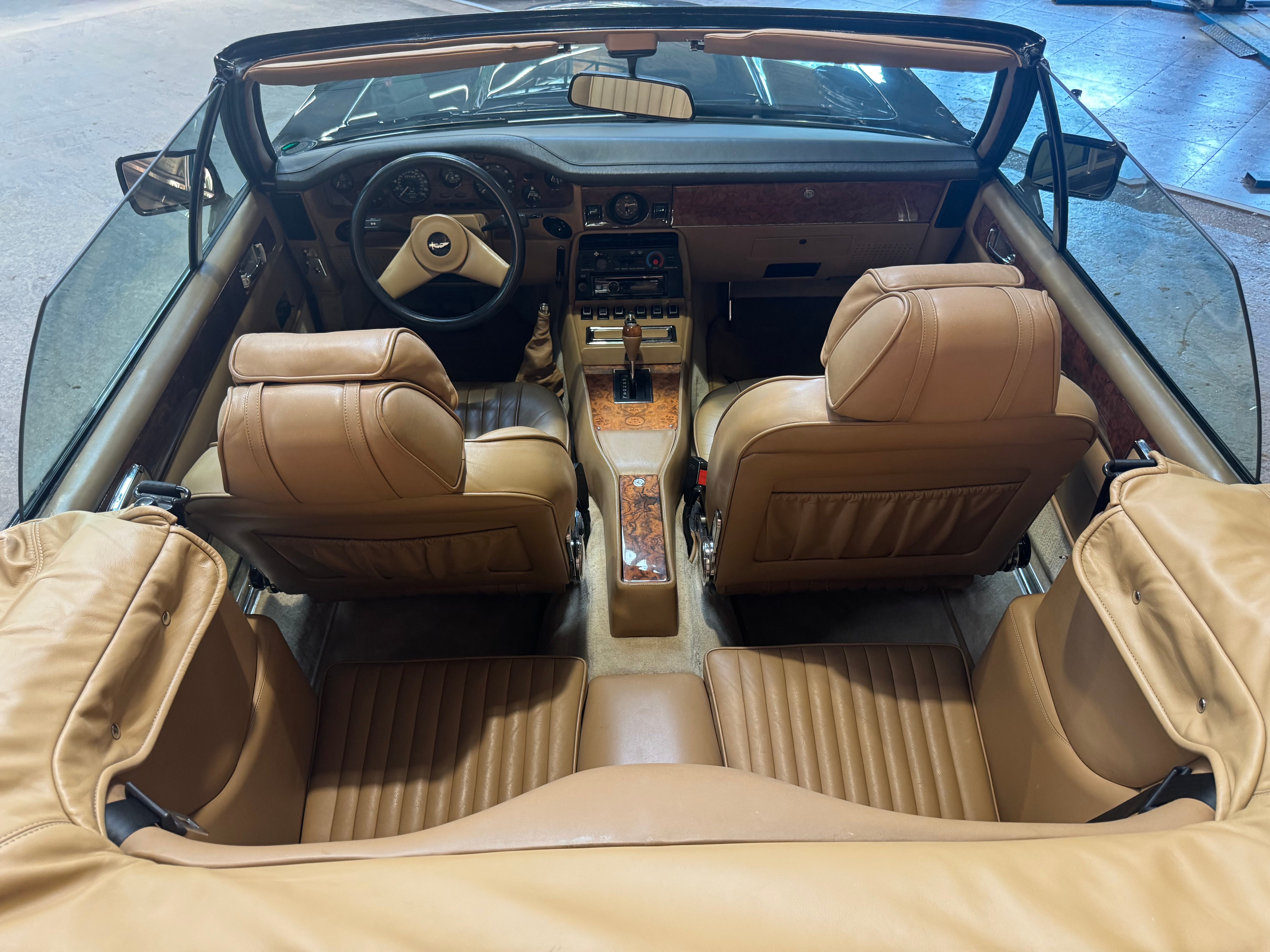 Aston Martin V8 Volante BVA