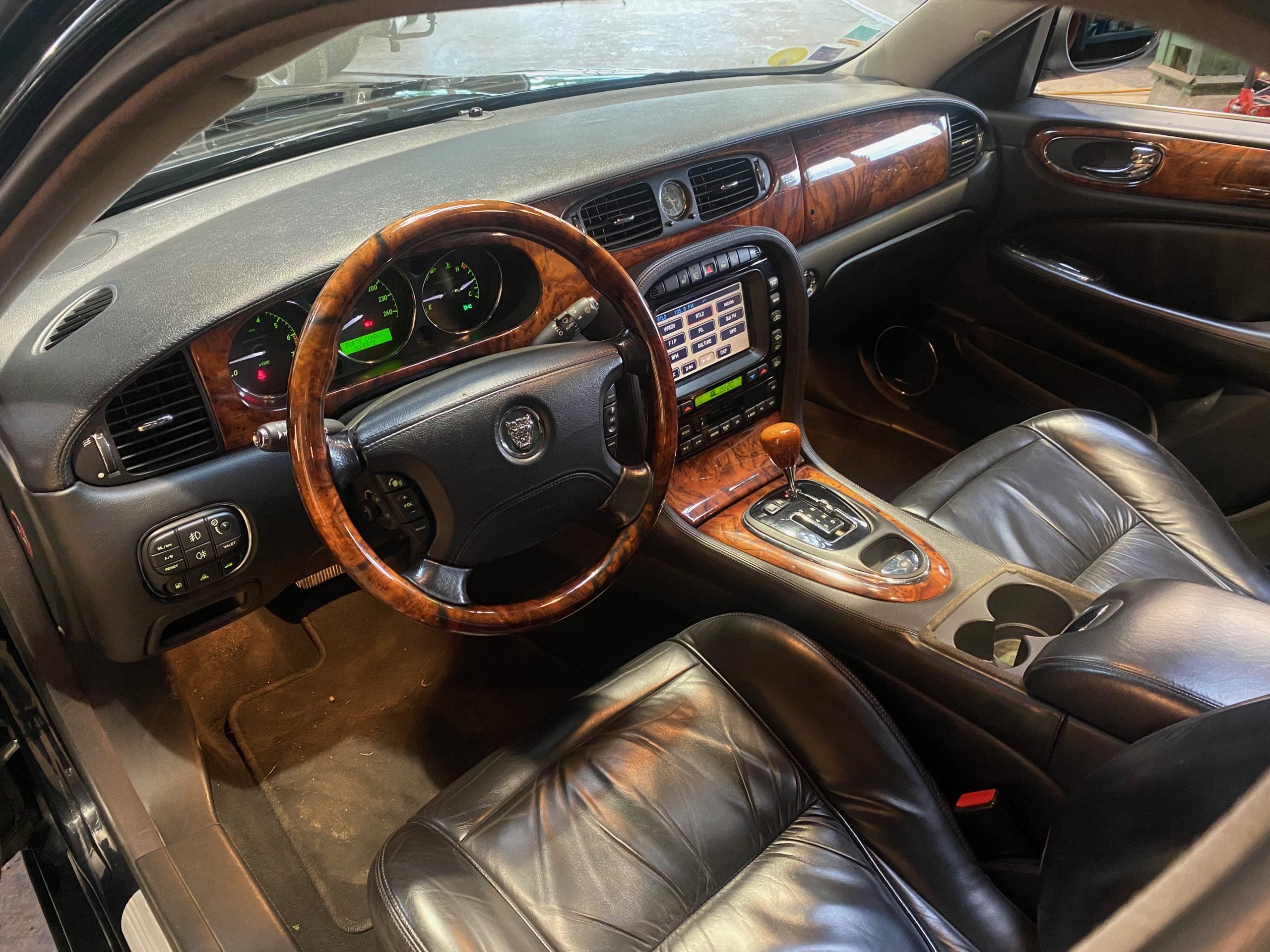 Jaguar XJ Super V8 LWB