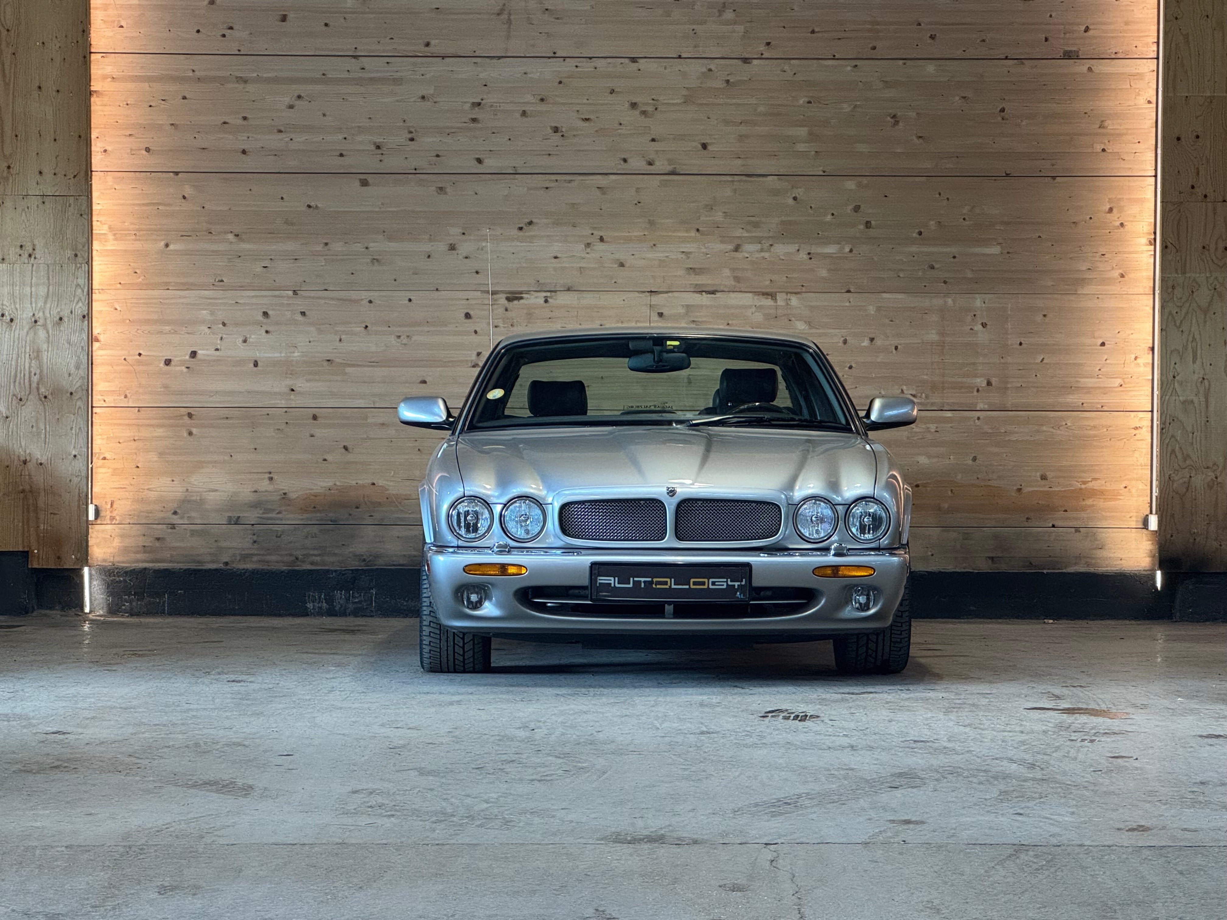 Jaguar XJR 4.0 375ch