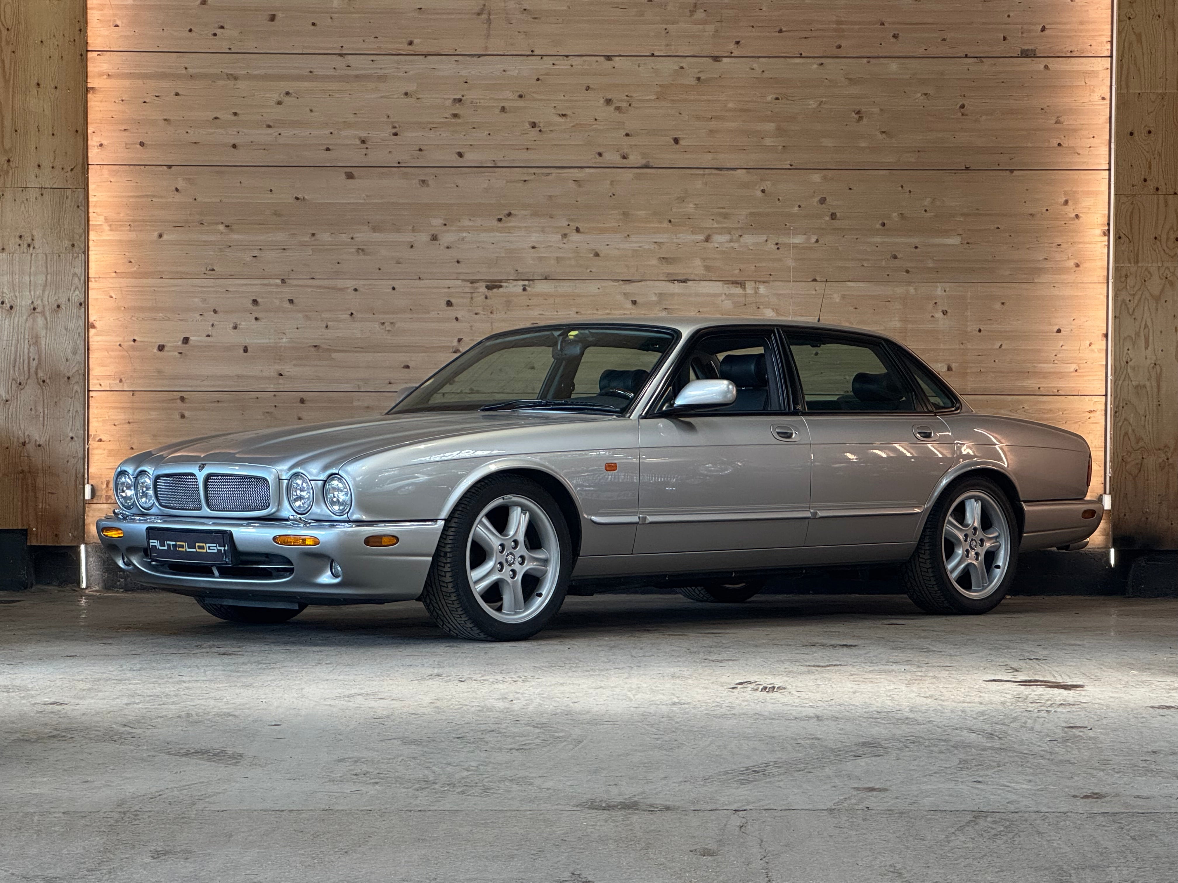 Jaguar XJR 4.0 375ch