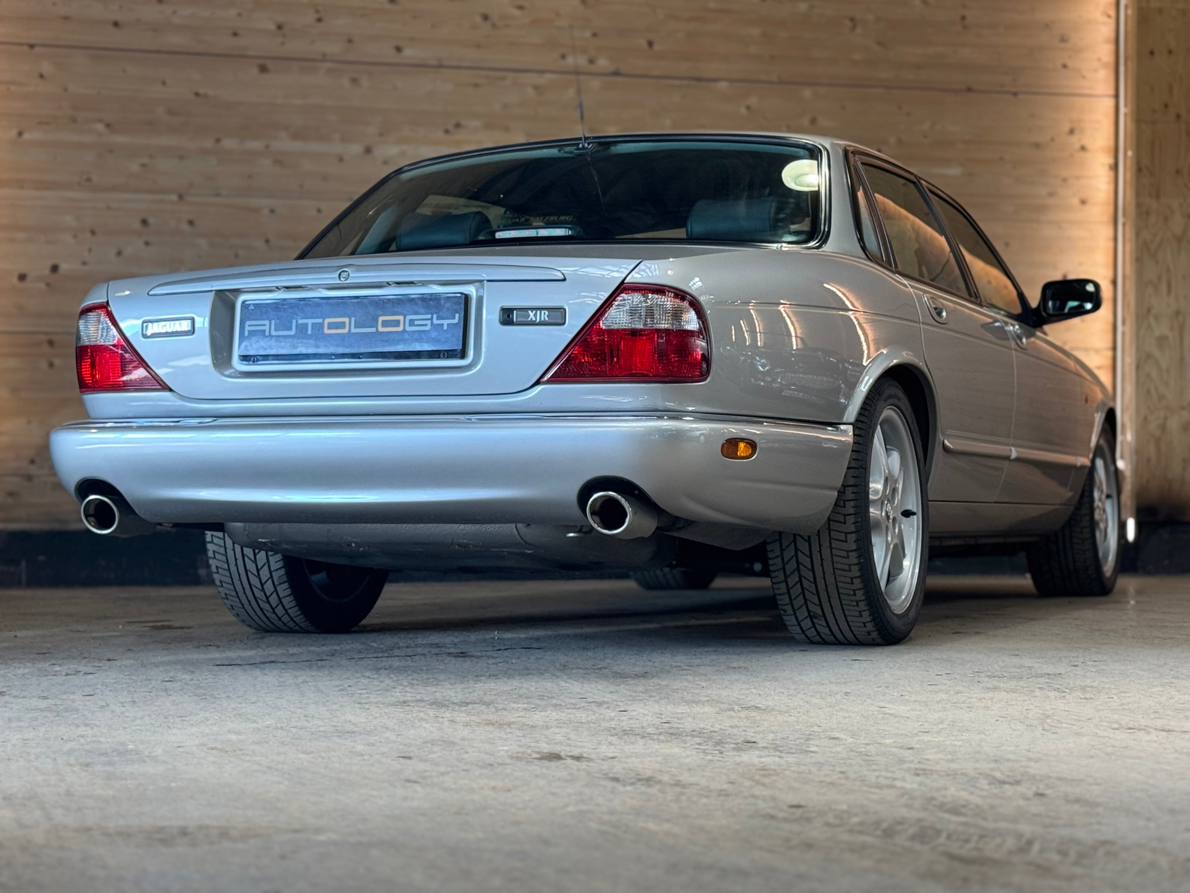 Jaguar XJR 4.0 375ch
