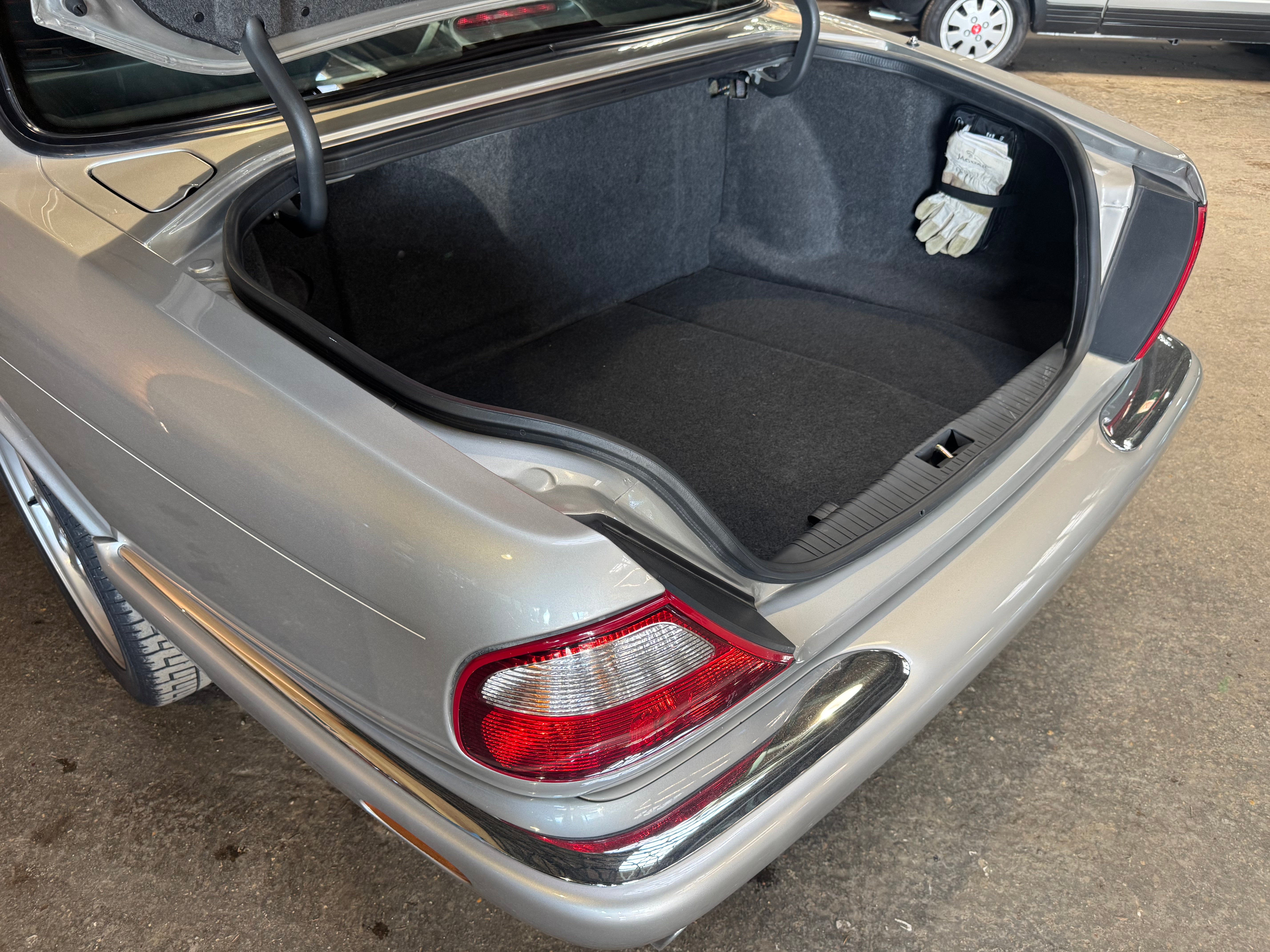 Jaguar XJR 4.0 375ch