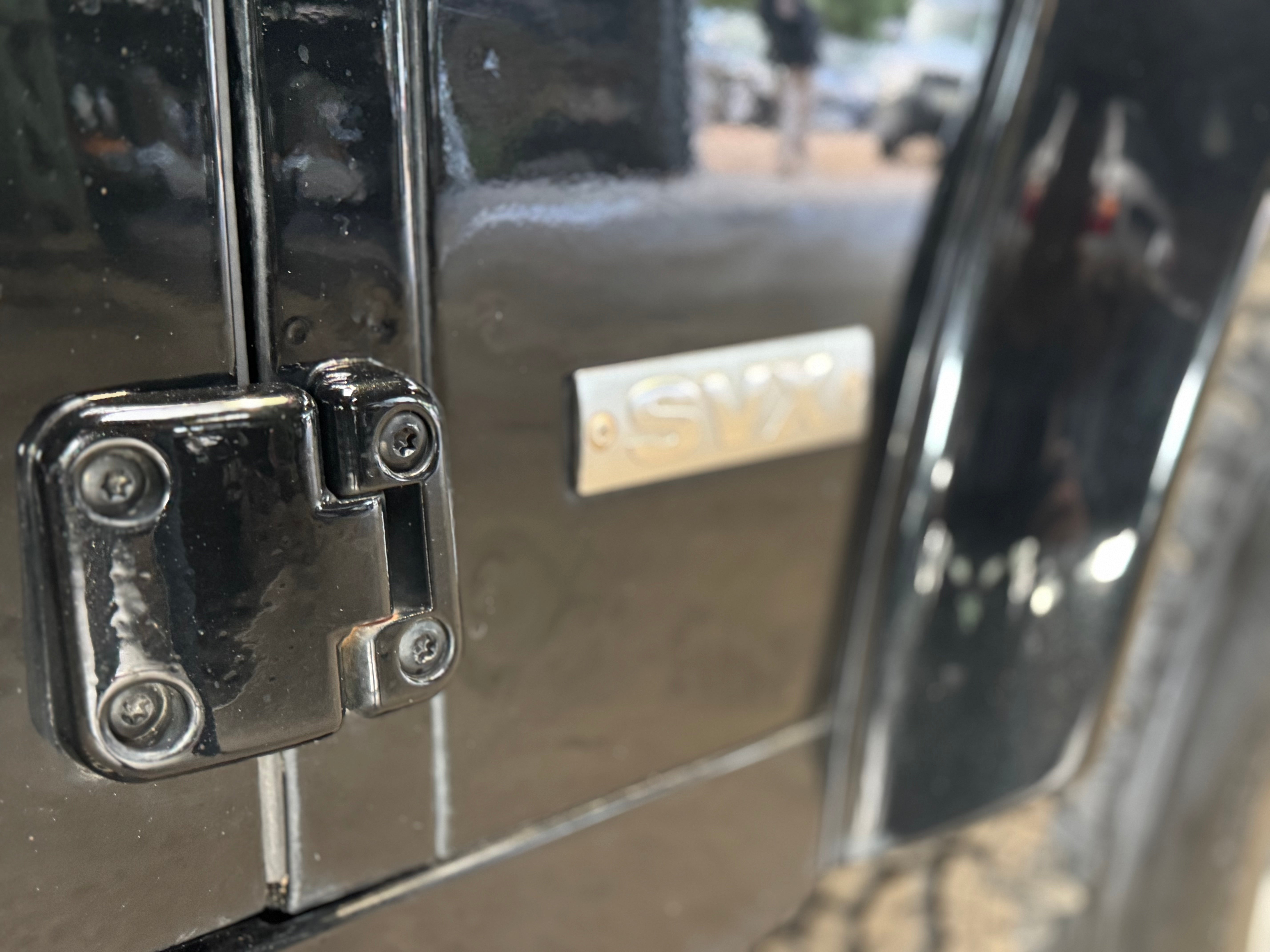 Land Rover Defender 110 Td4 SVX "60th Anniversary" 7 places