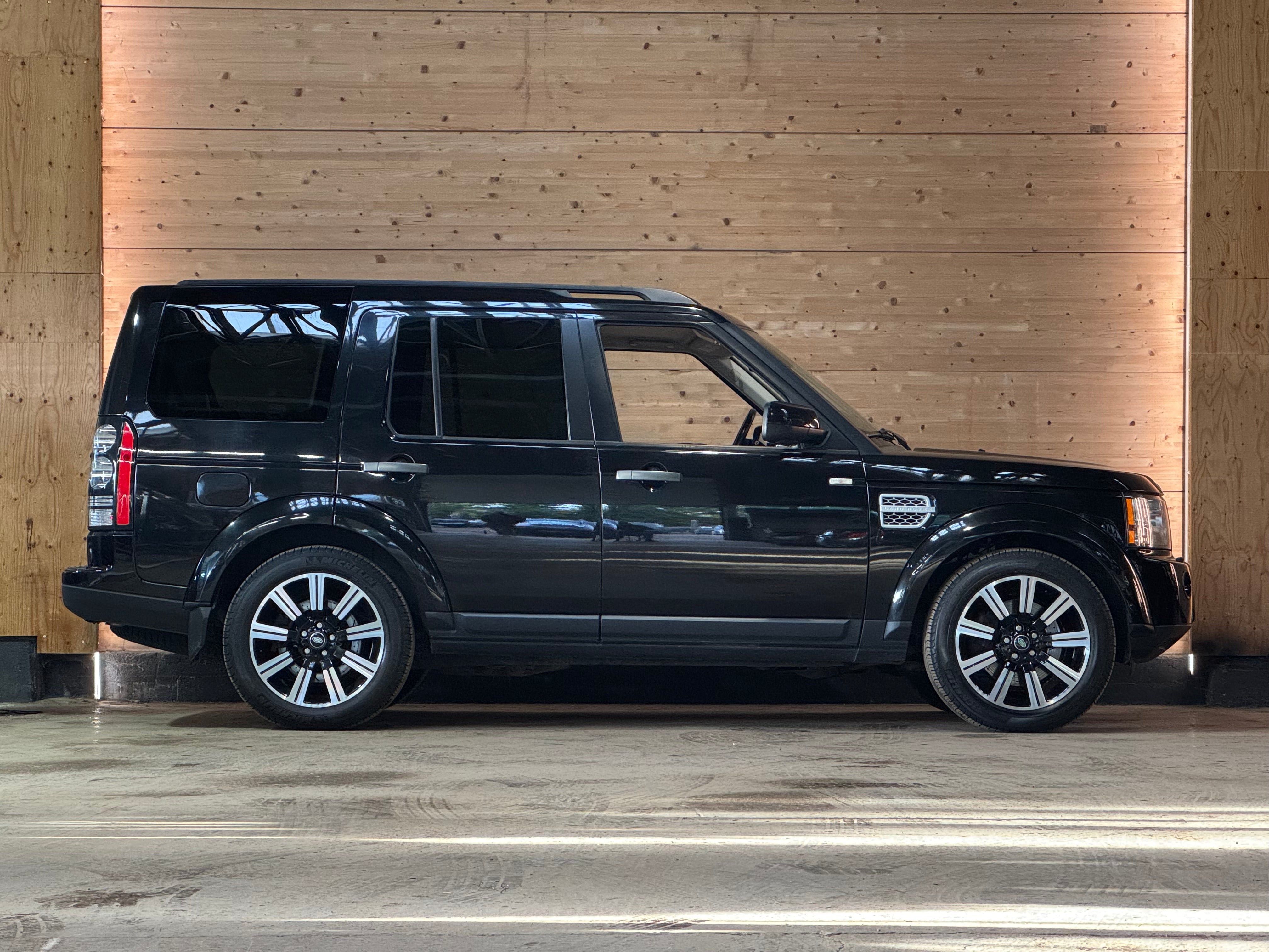 Land Rover Discovery IV SdV6 256ch HSE 7 places