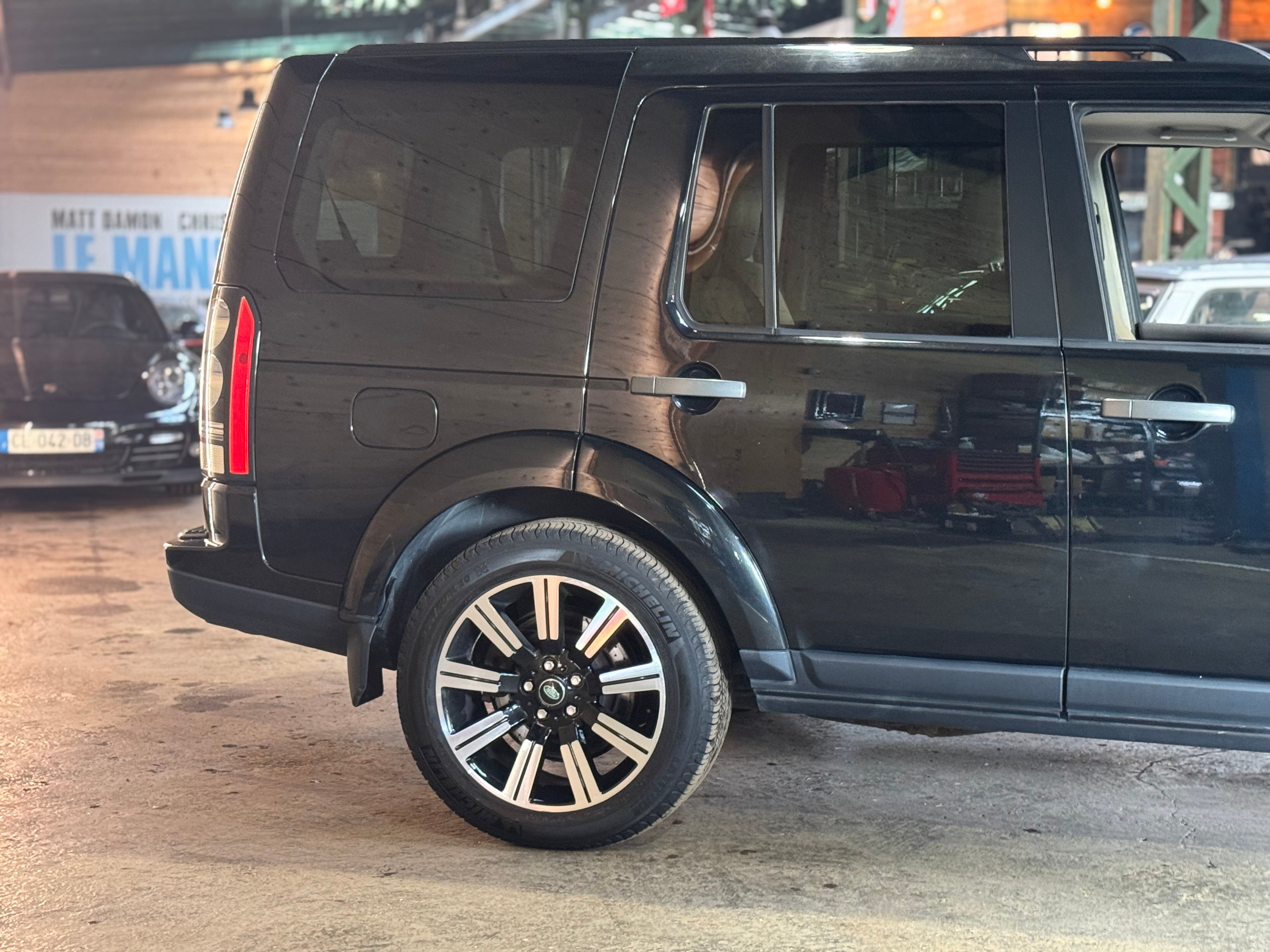 Land Rover Discovery IV SdV6 256ch HSE 7 places