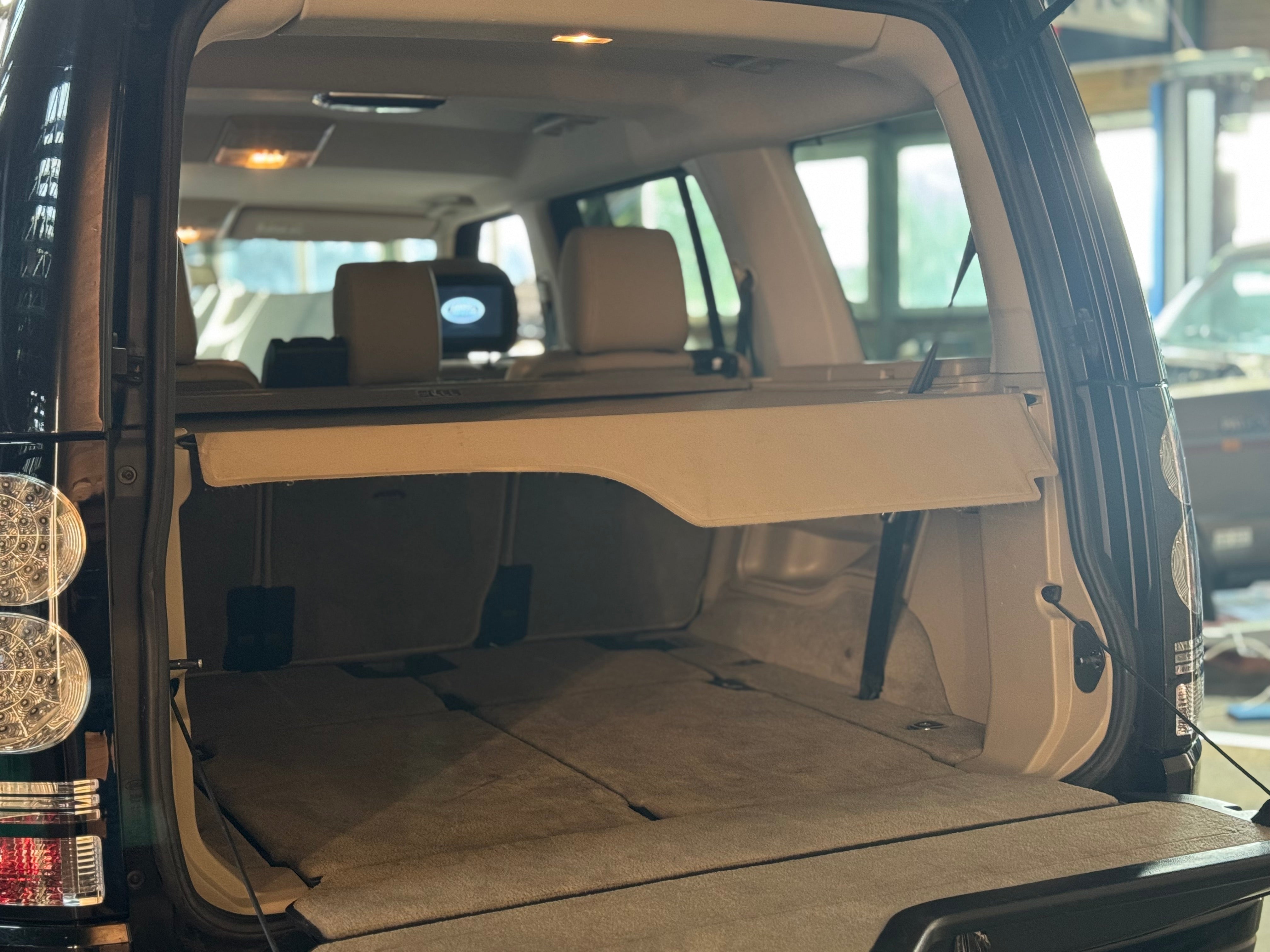 Land Rover Discovery IV SdV6 256ch HSE 7 places