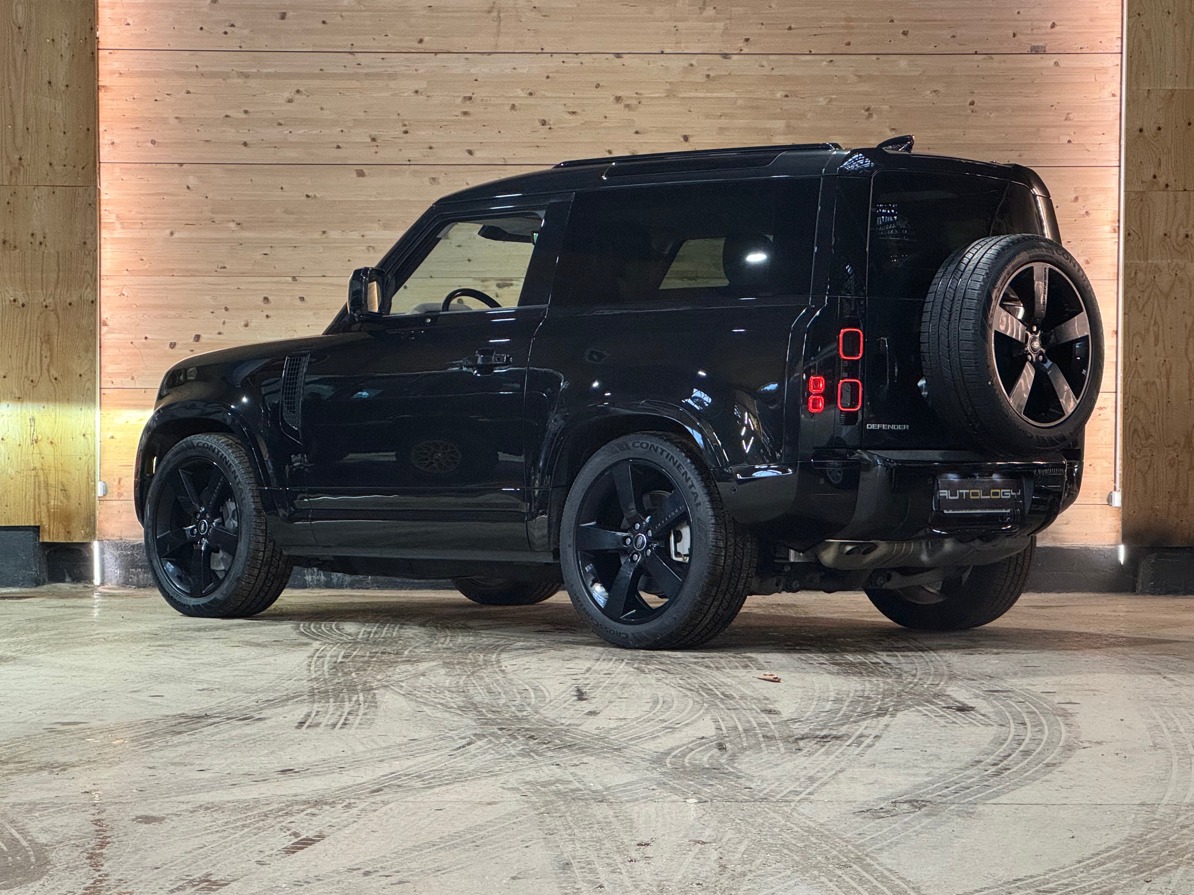 Land Rover Defender 90 D250 XS Edition