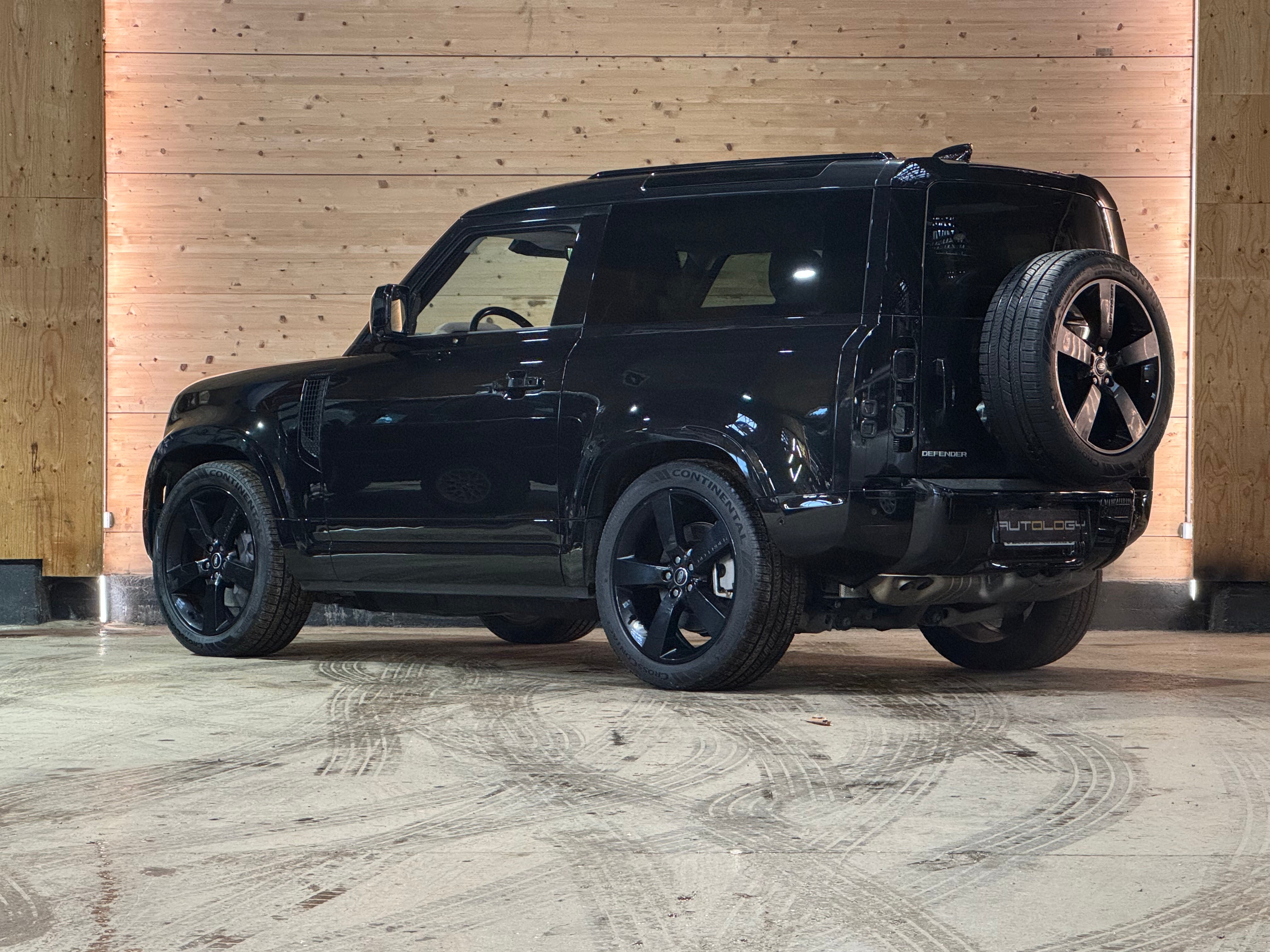 Land Rover Defender 90 D250 XS Edition