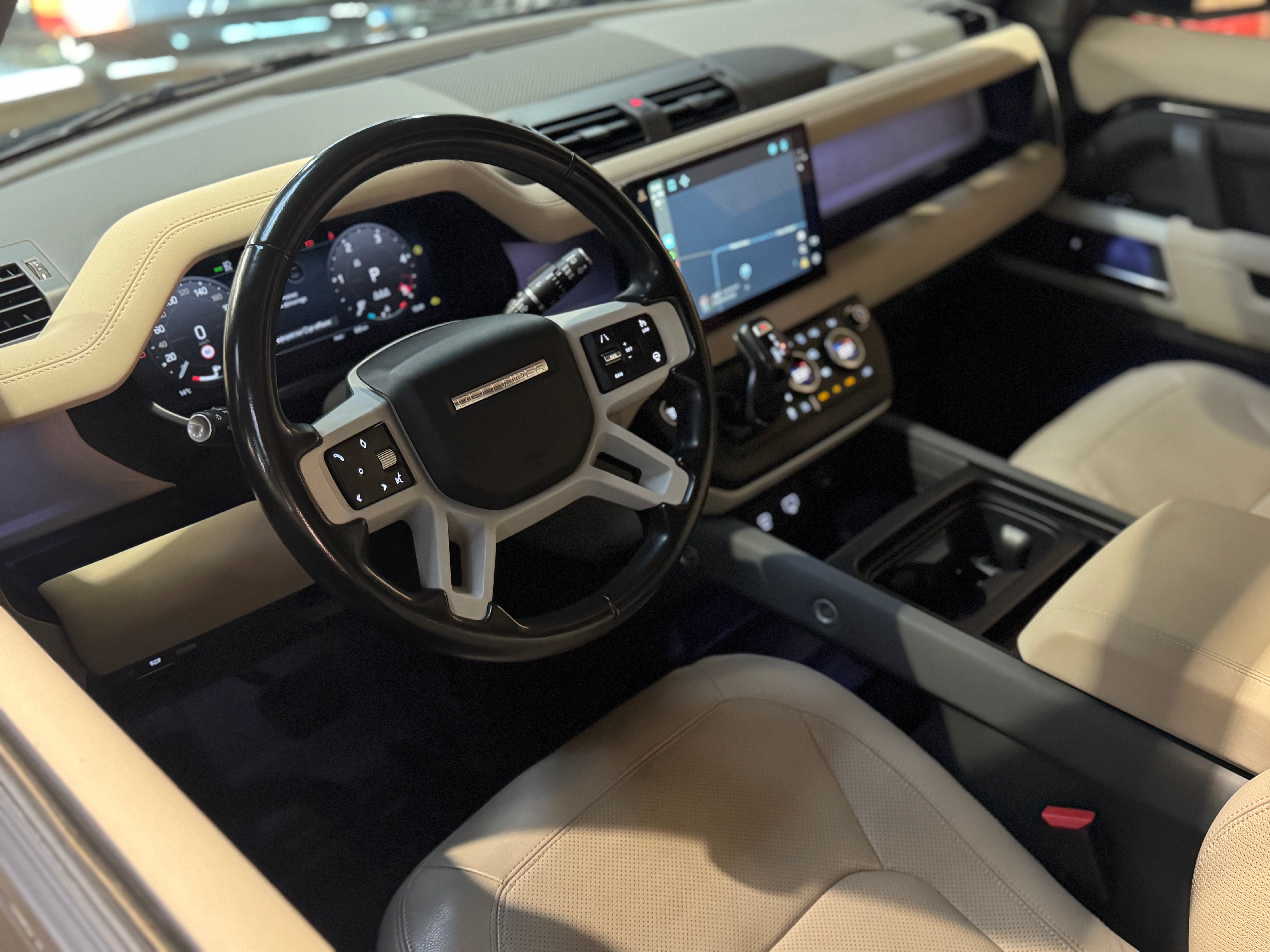 Land Rover Defender 90 D250 XS Edition