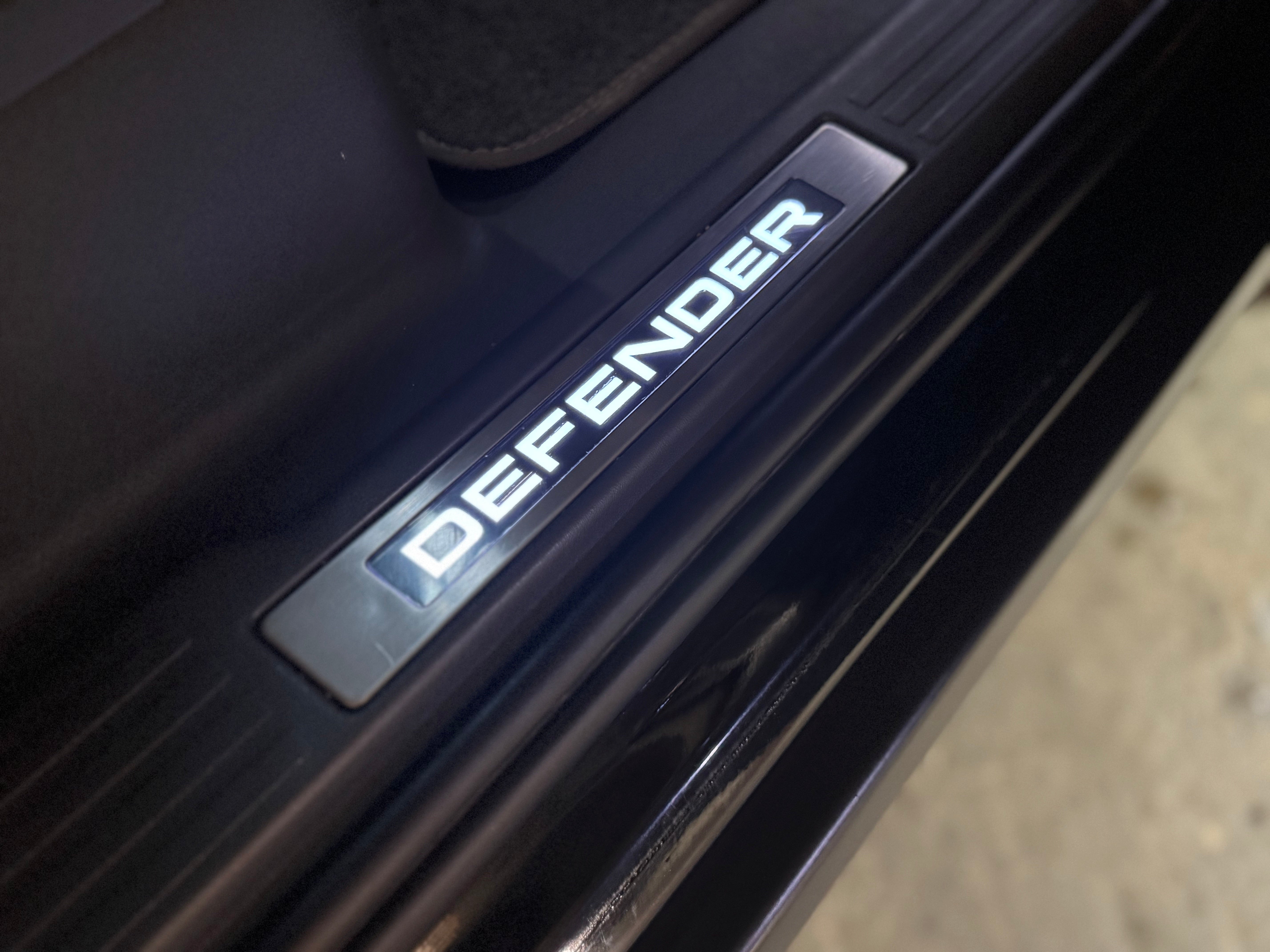 Land Rover Defender 90 D250 XS Edition