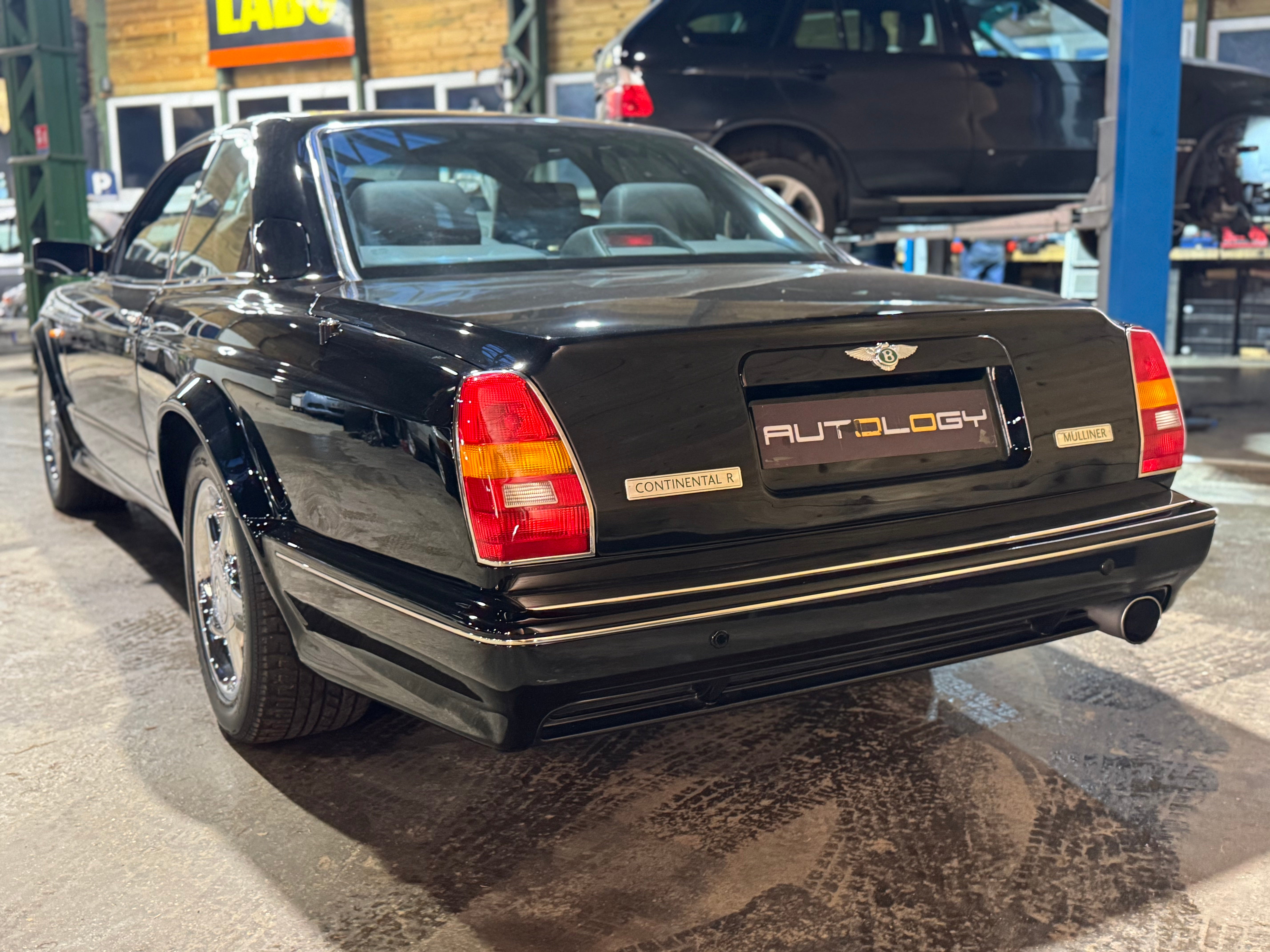 Bentley Contiental R Mulliner (Widebody)