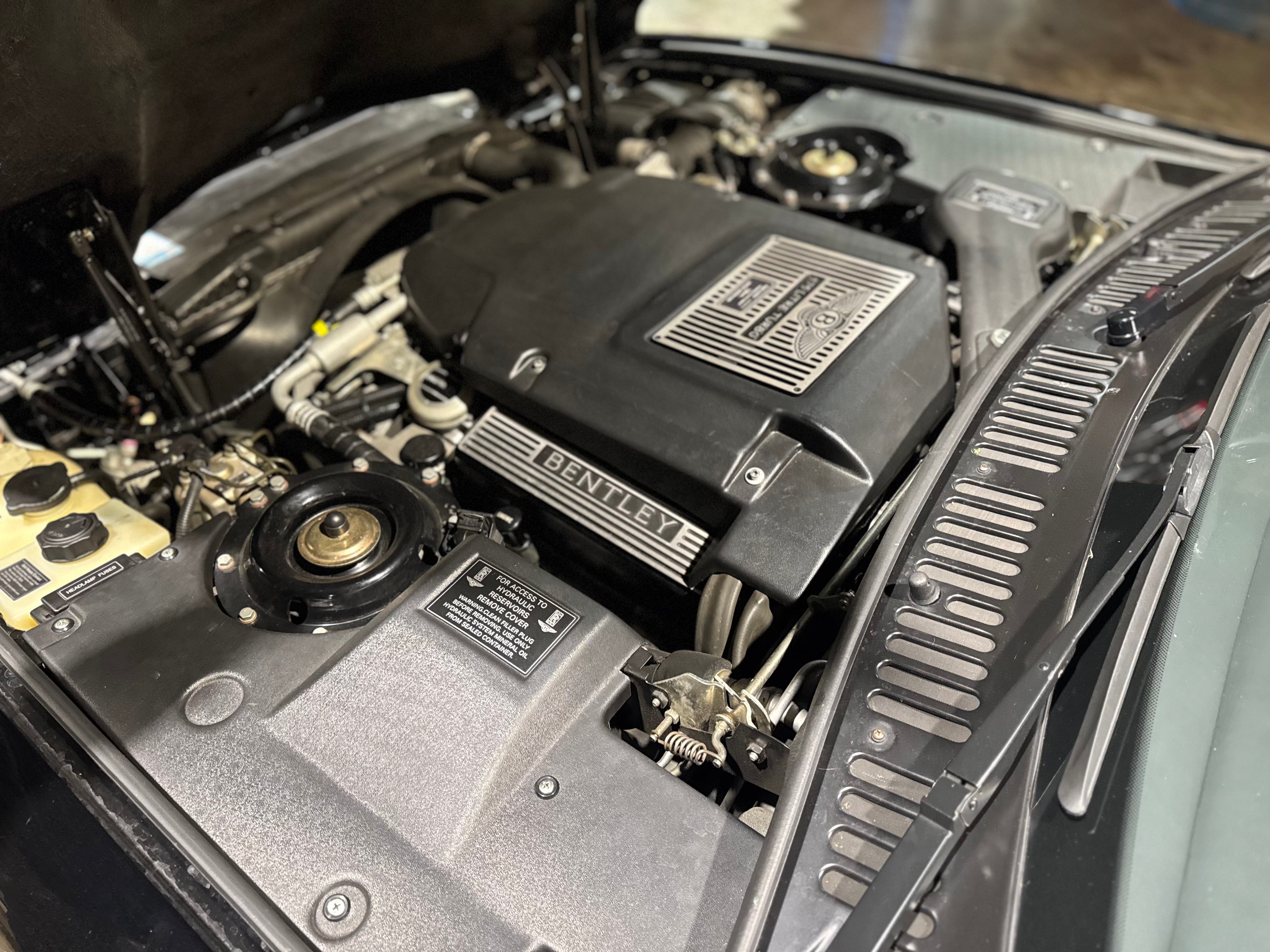 Bentley Contiental R Mulliner (Widebody)