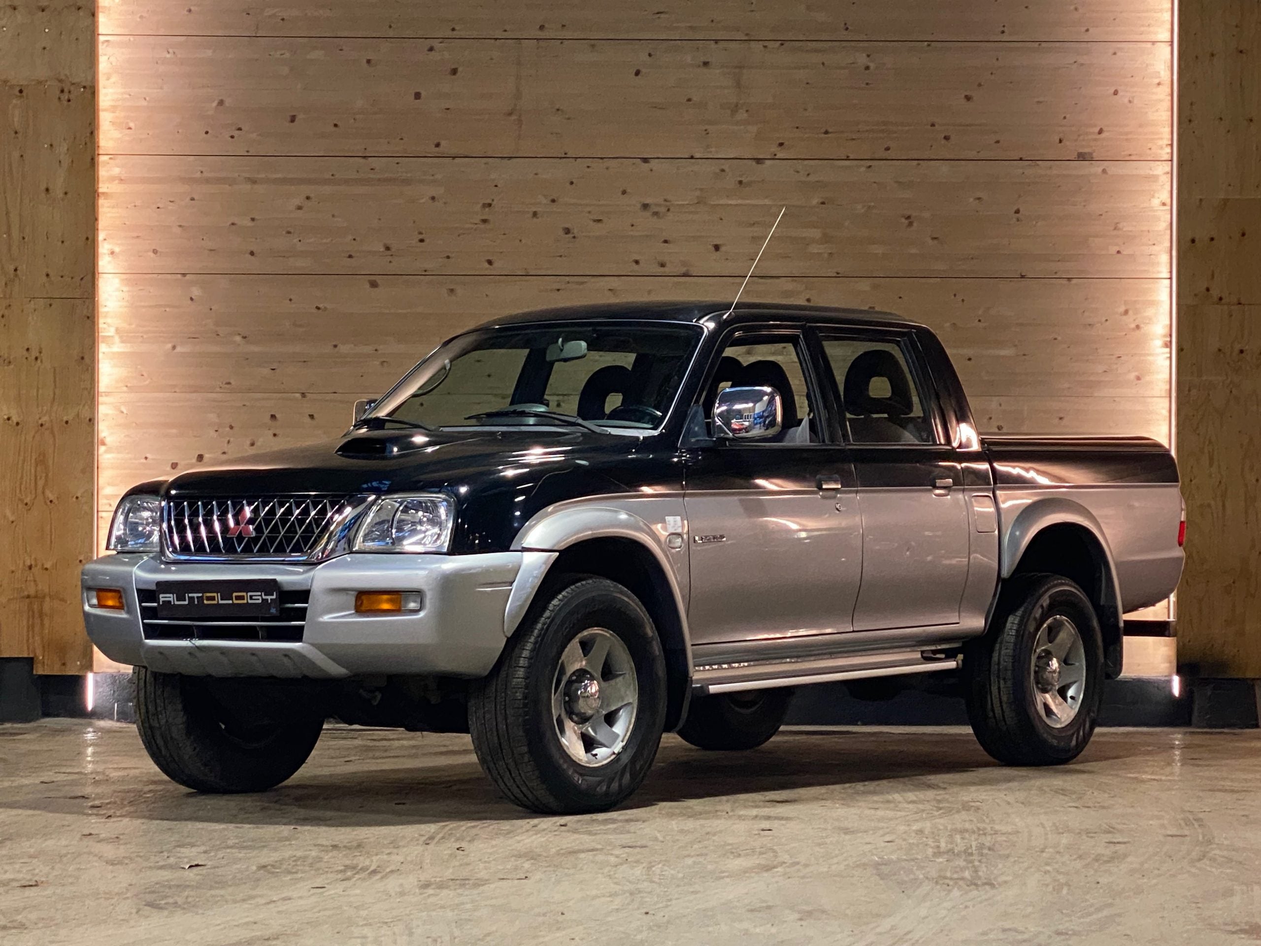 Mitsubishi L200 2.5 TD Double cabine GLS