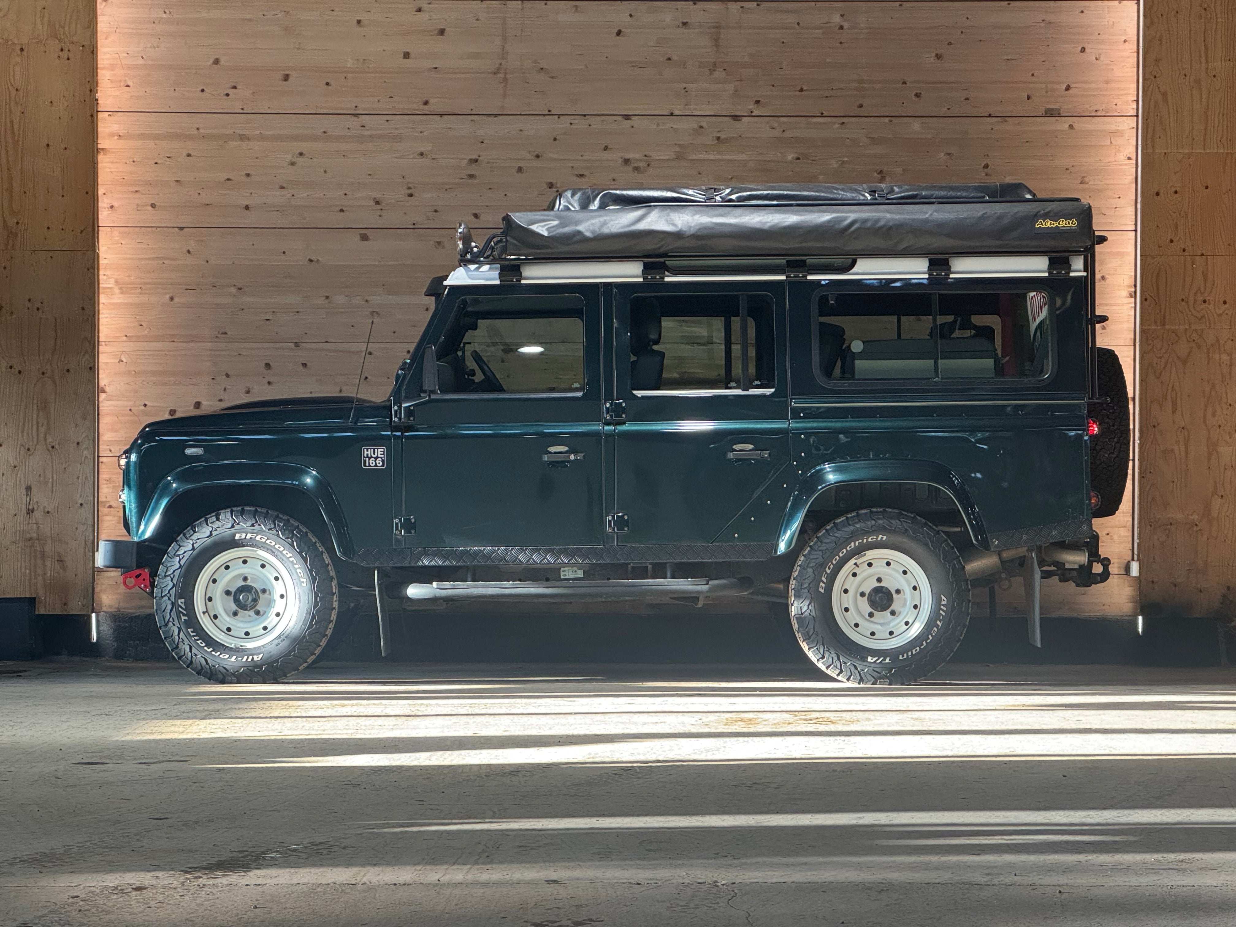 Land Rover Defender 110 Station Wagon Td4 E