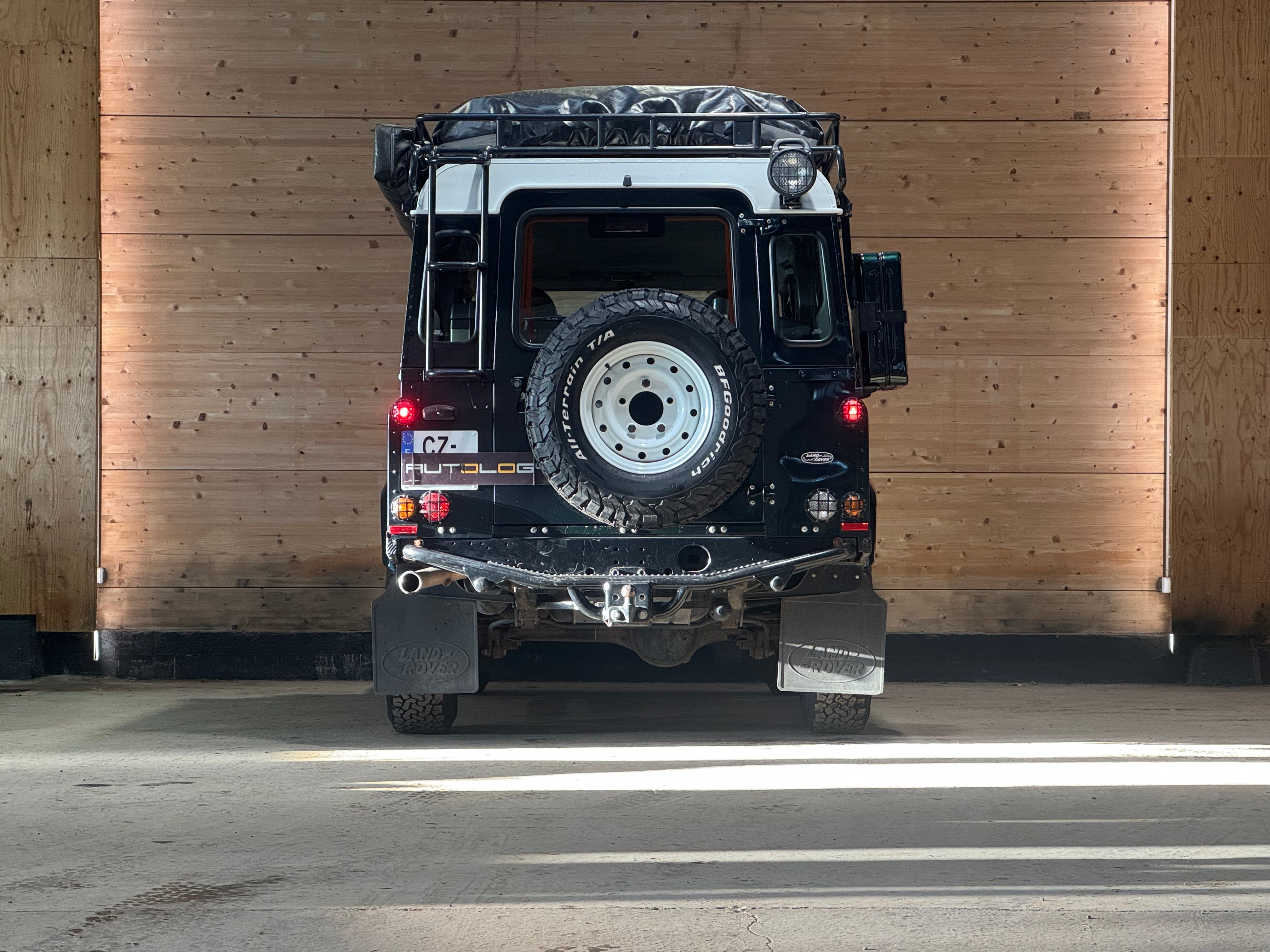Land Rover Defender 110 Station Wagon Td4 E
