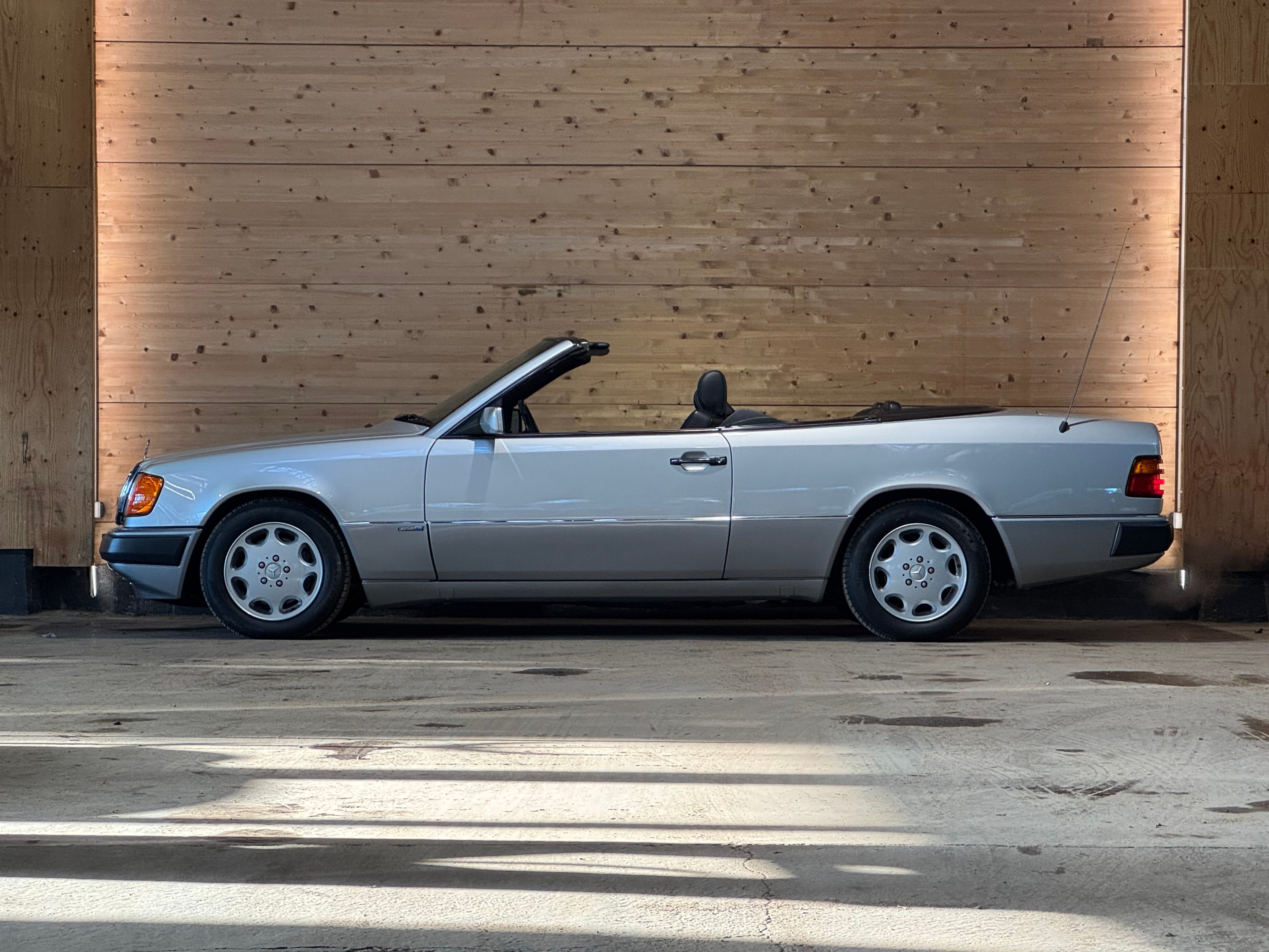 Mercedes 300 CE-24 Cabriolet BVA