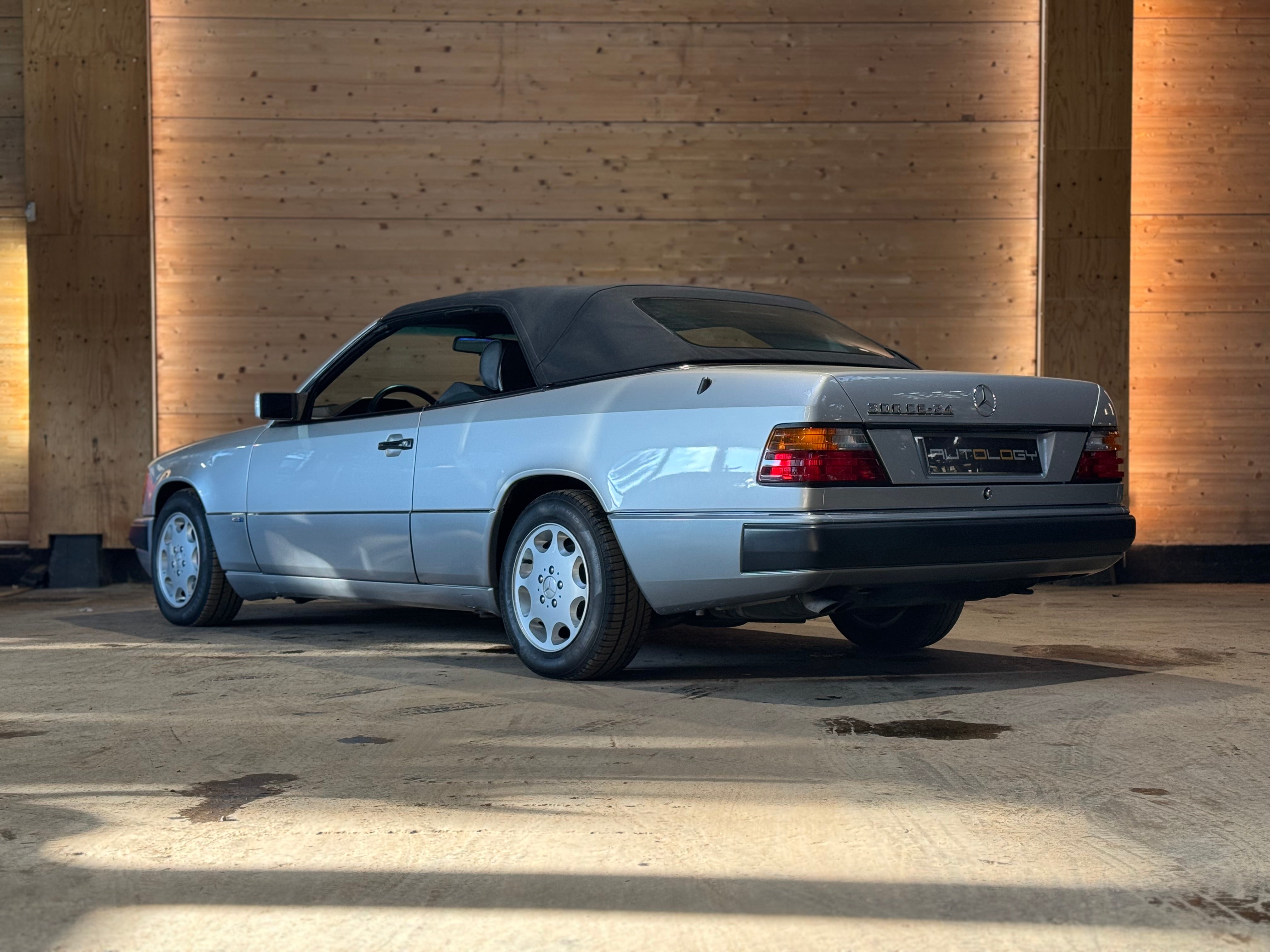 Mercedes 300 CE-24 Cabriolet BVA