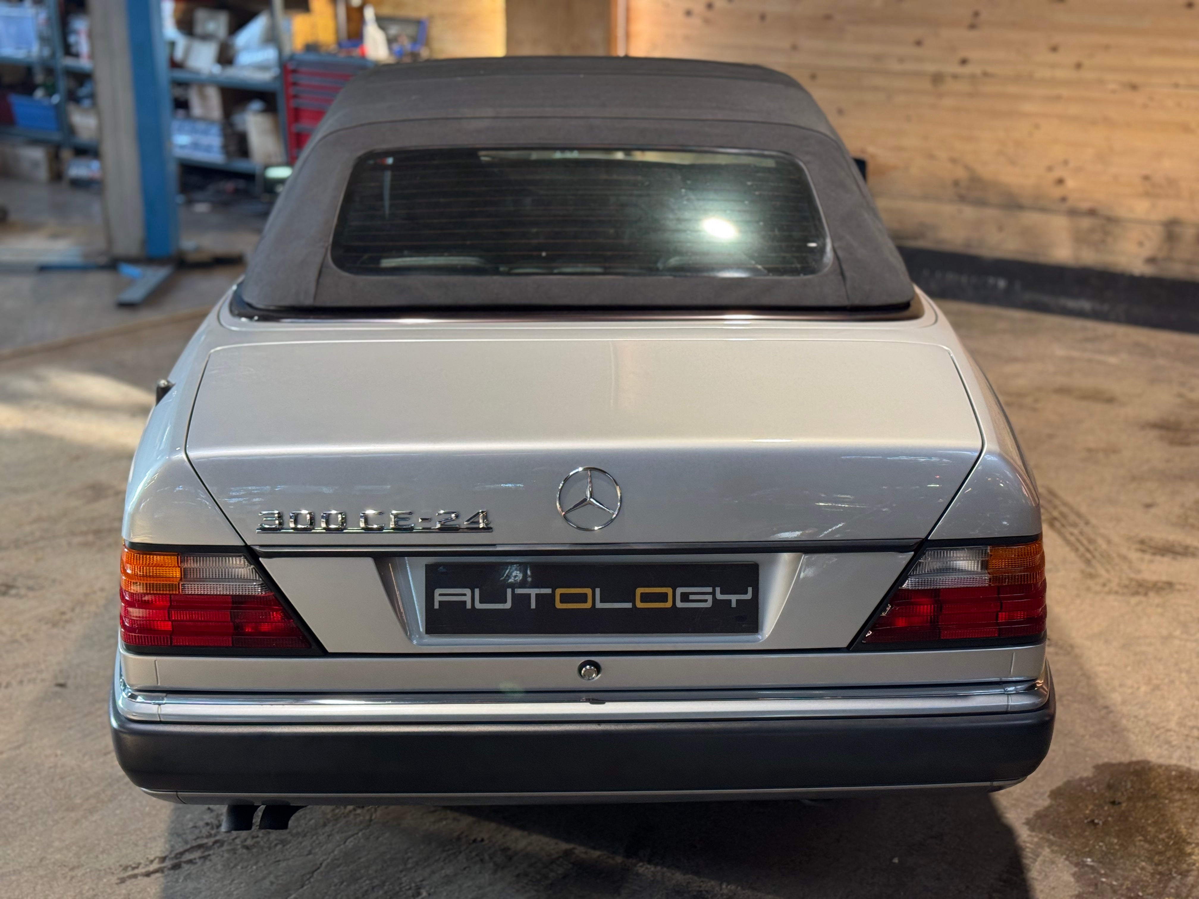 Mercedes 300 CE-24 Cabriolet BVA