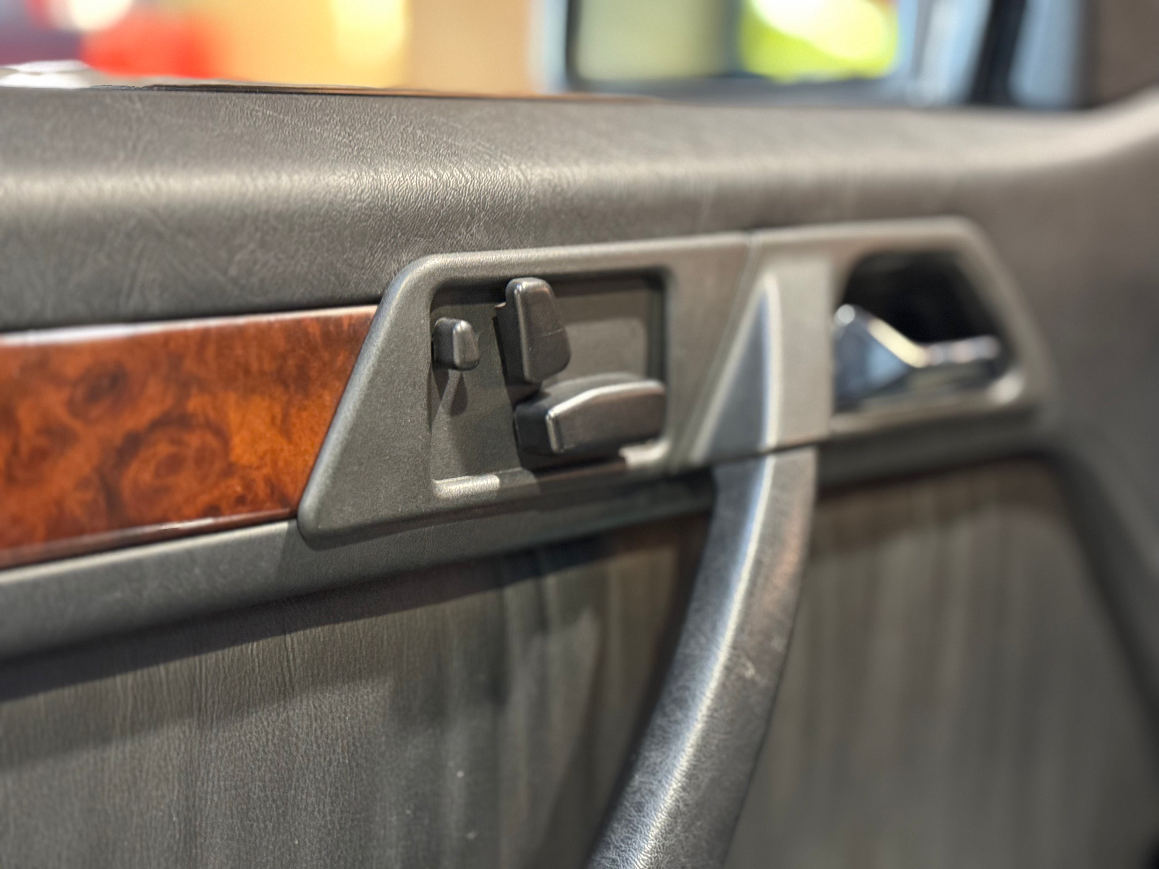 Mercedes 300 CE-24 Cabriolet BVA