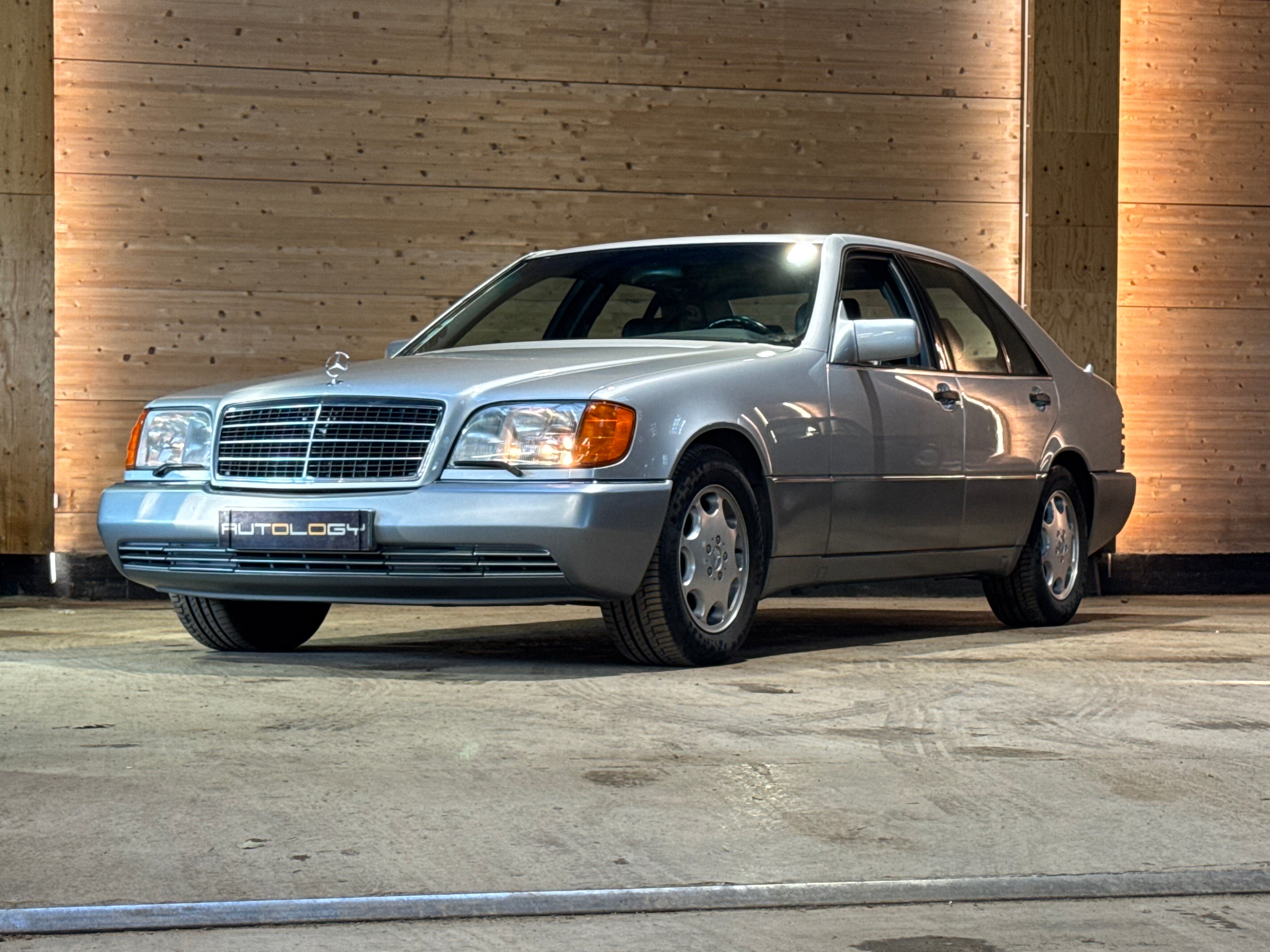 Mercedes 500 SE