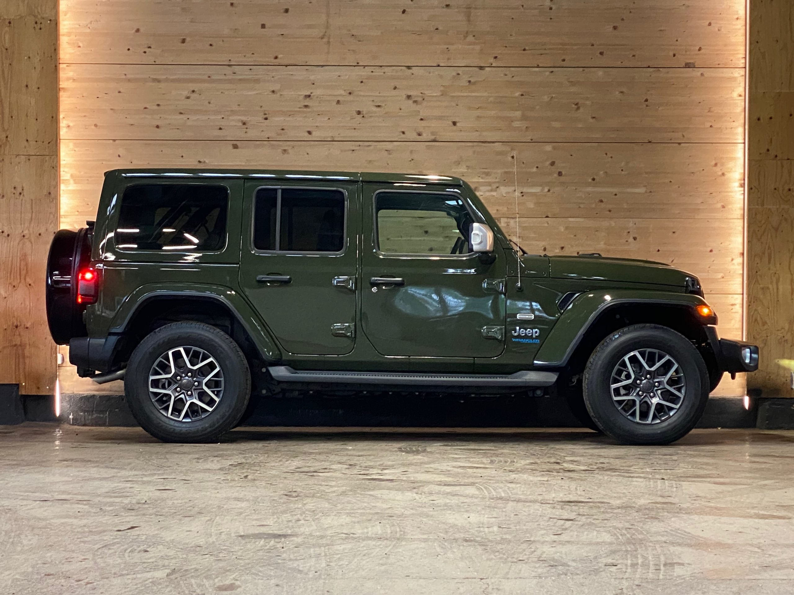 Jeep Wrangler Unlimited 4xe Overland