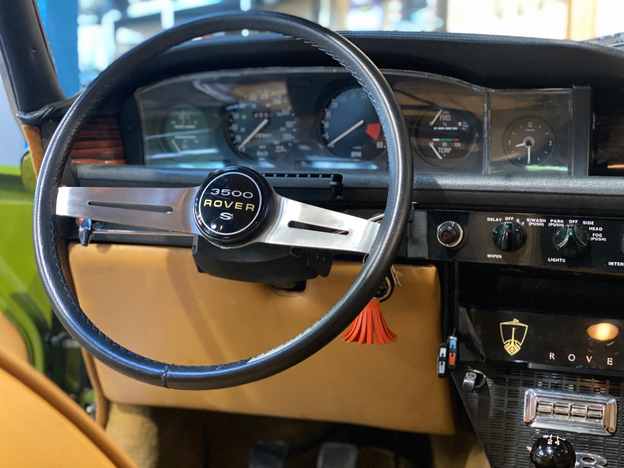 Rover P6 3500S