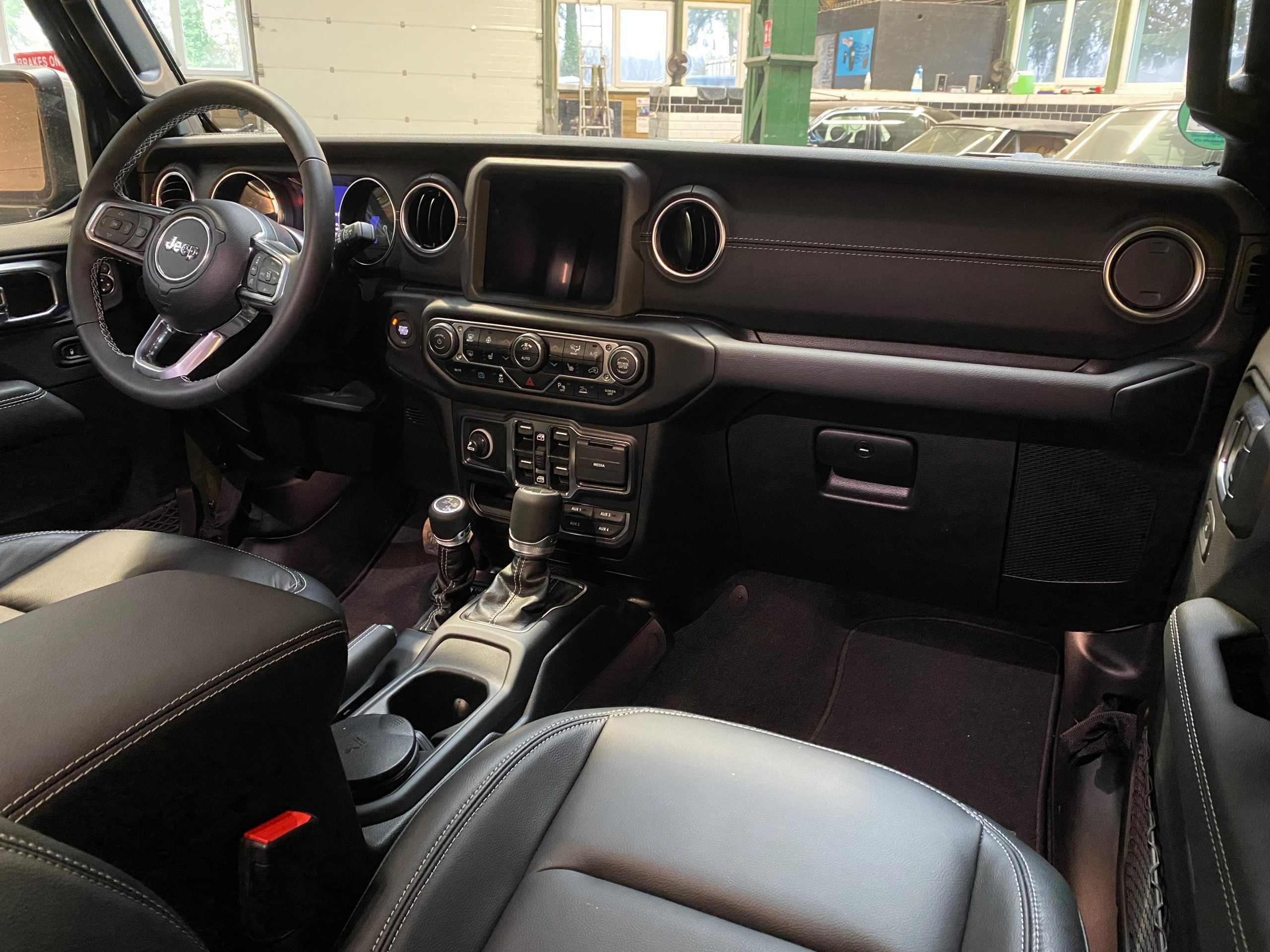 Jeep Wrangler Unlimited 4xe Overland