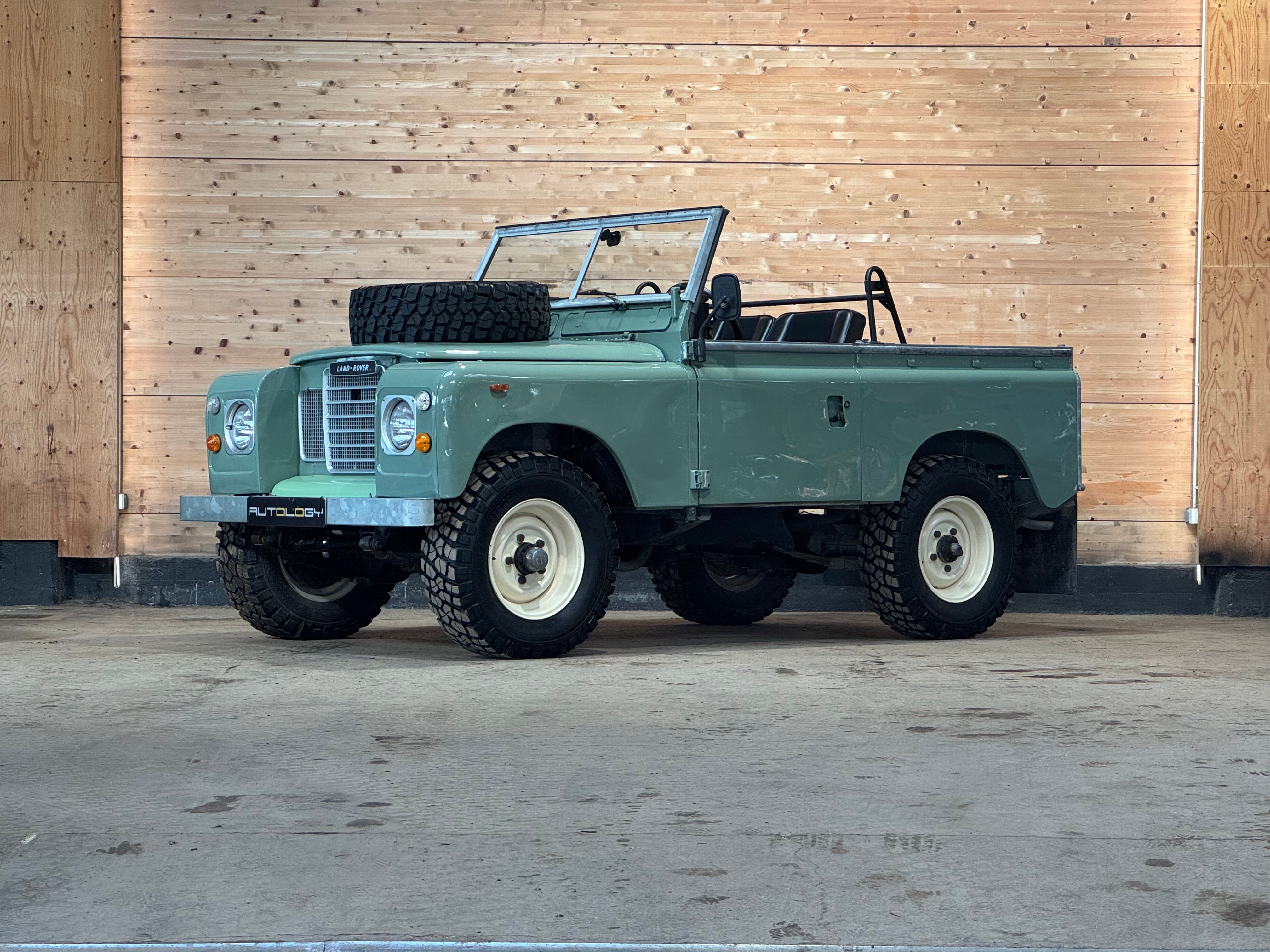 Land Rover 88 Serie III 2.2d